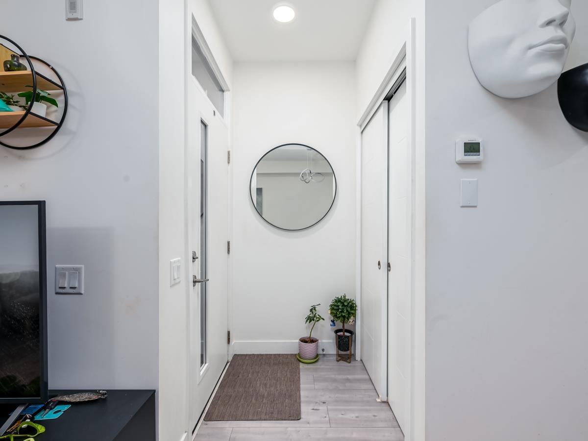 120 2035 GLENAIRE DRIVE Unit: 120