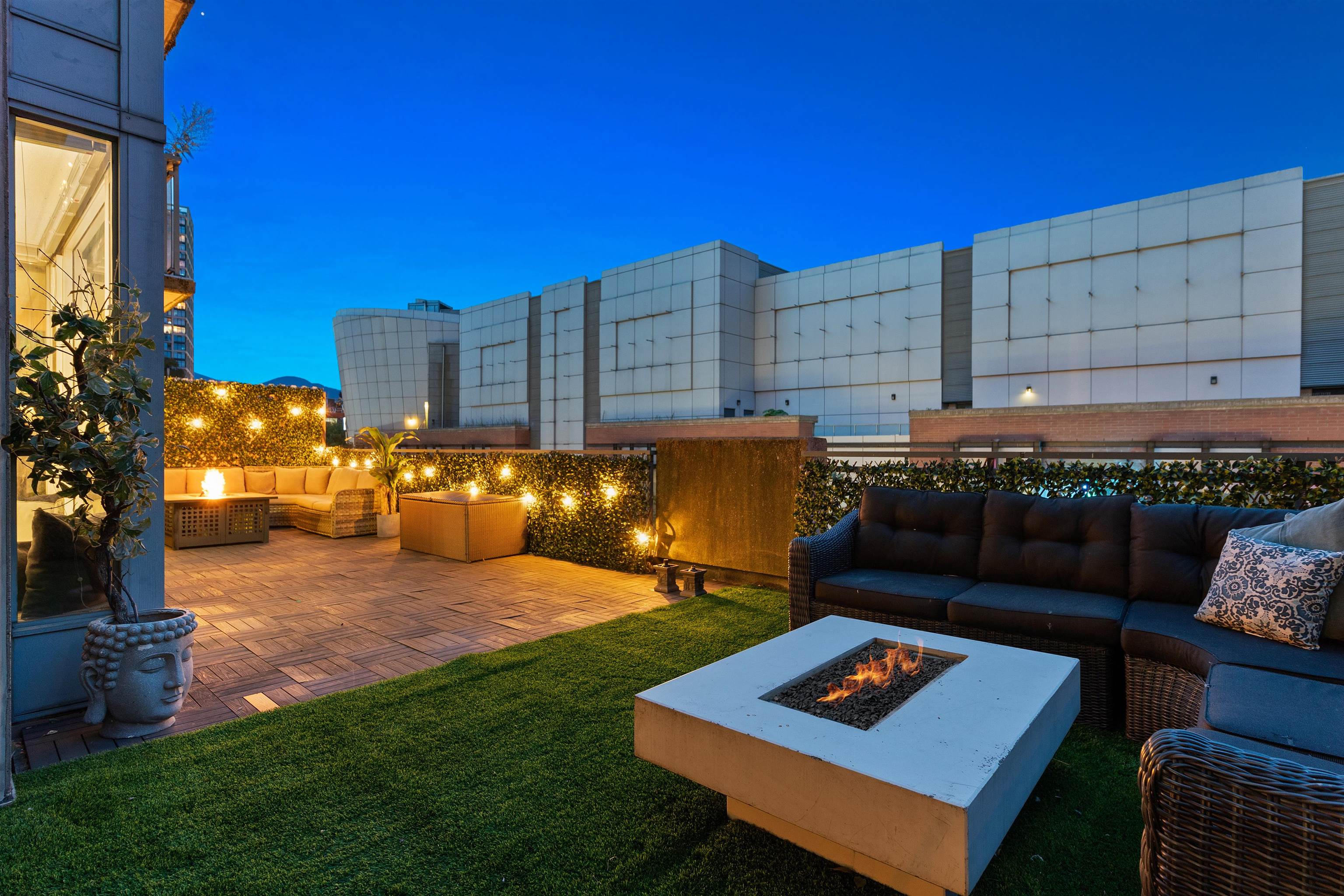 312 555 ABBOTT STREET STREET Unit: 312