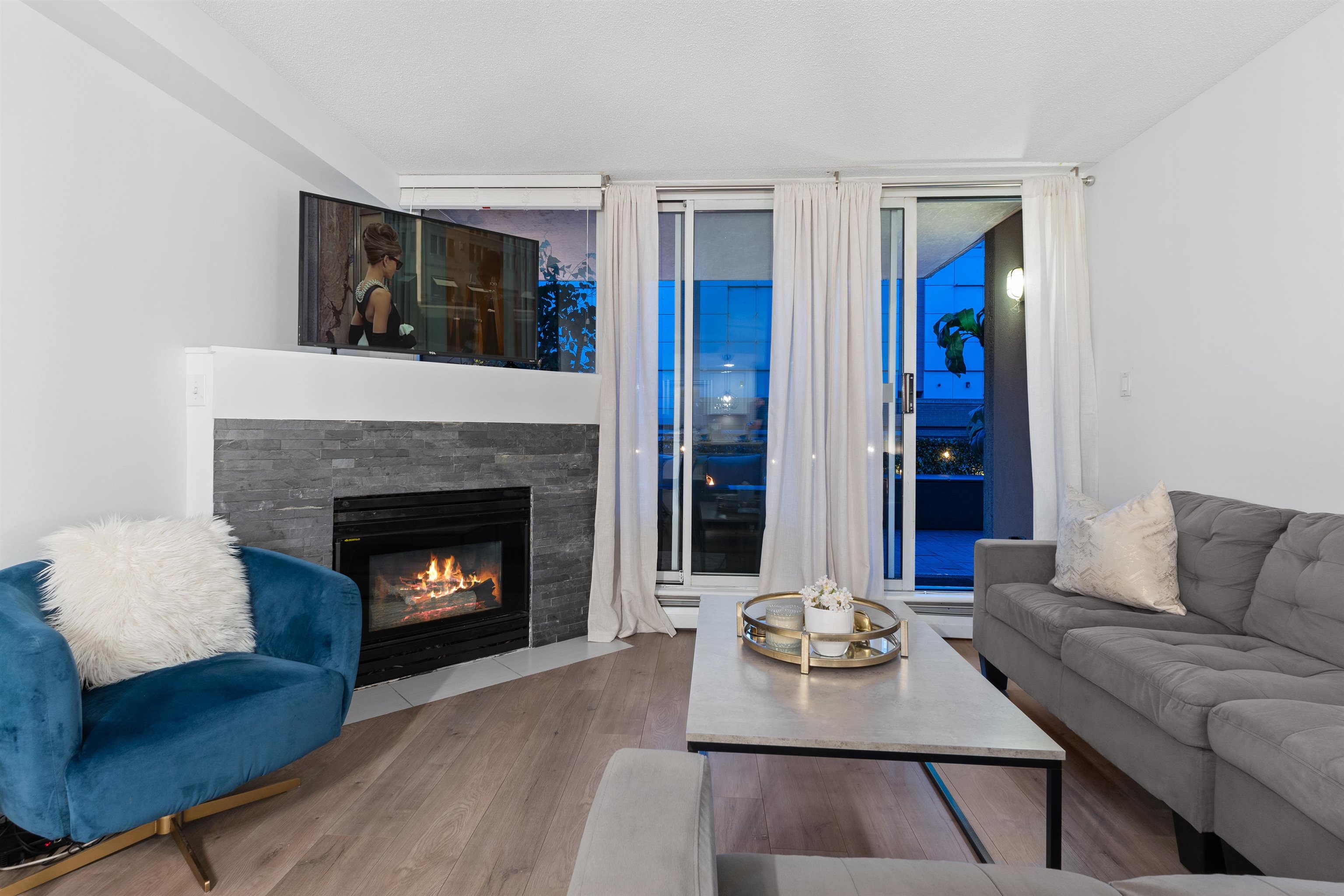 312 555 ABBOTT STREET STREET Unit: 312