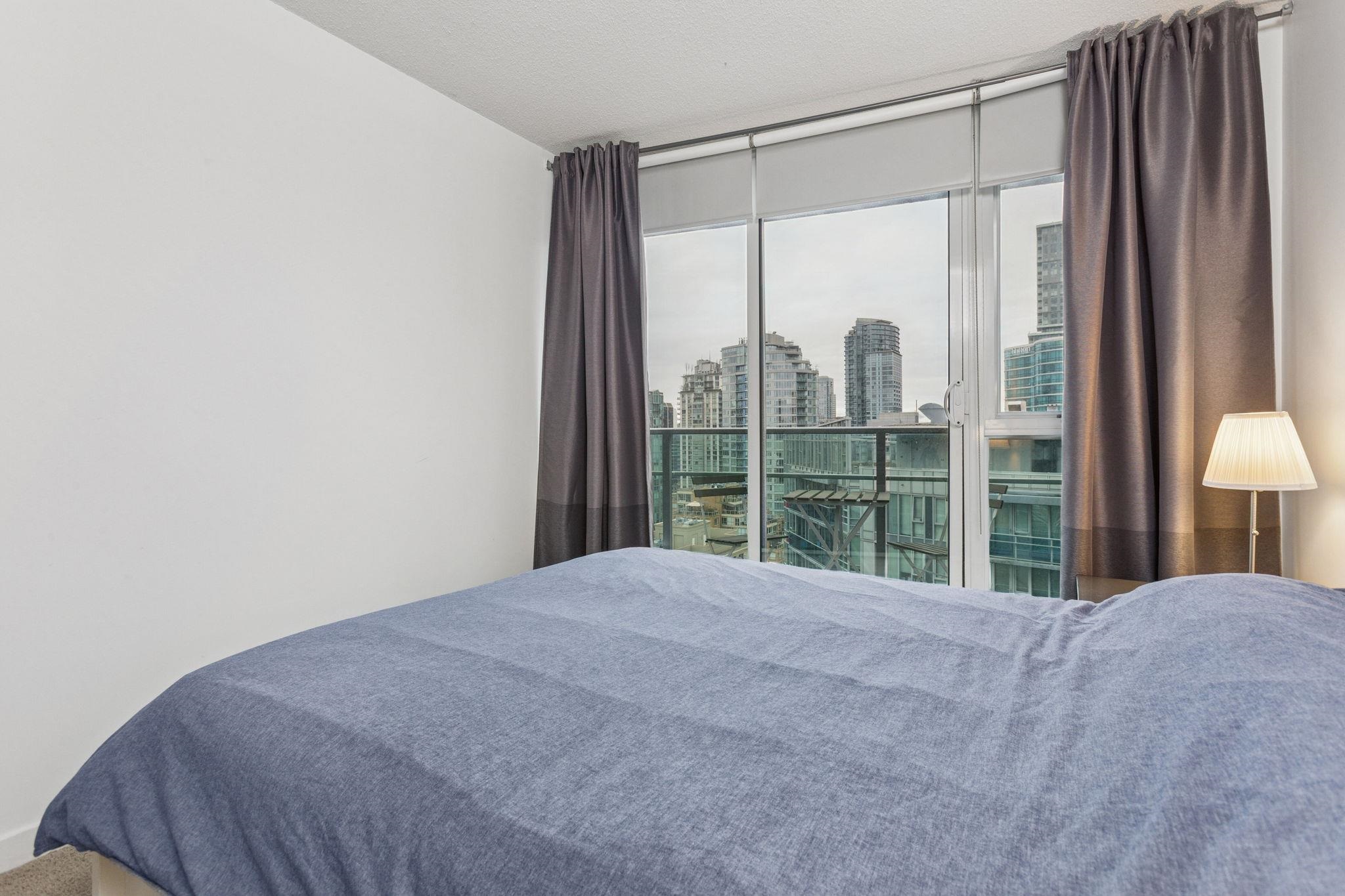 2810 233 ROBSON STREET Unit: 2810