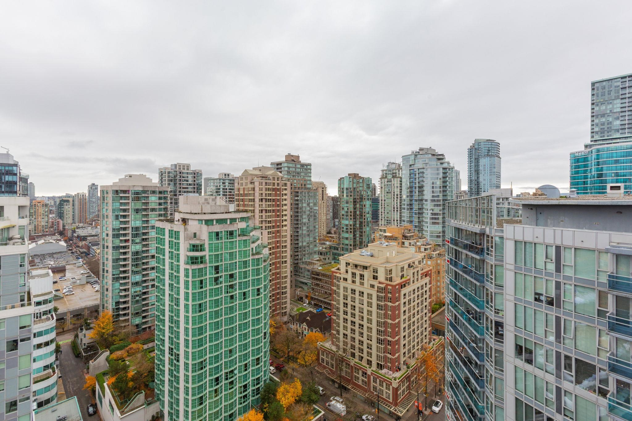 2810 233 ROBSON STREET Unit: 2810