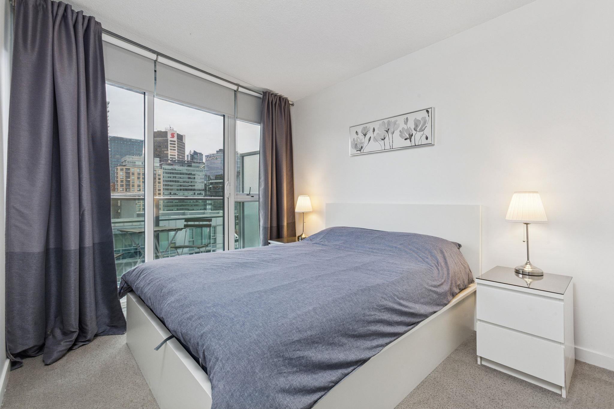 2810 233 ROBSON STREET Unit: 2810