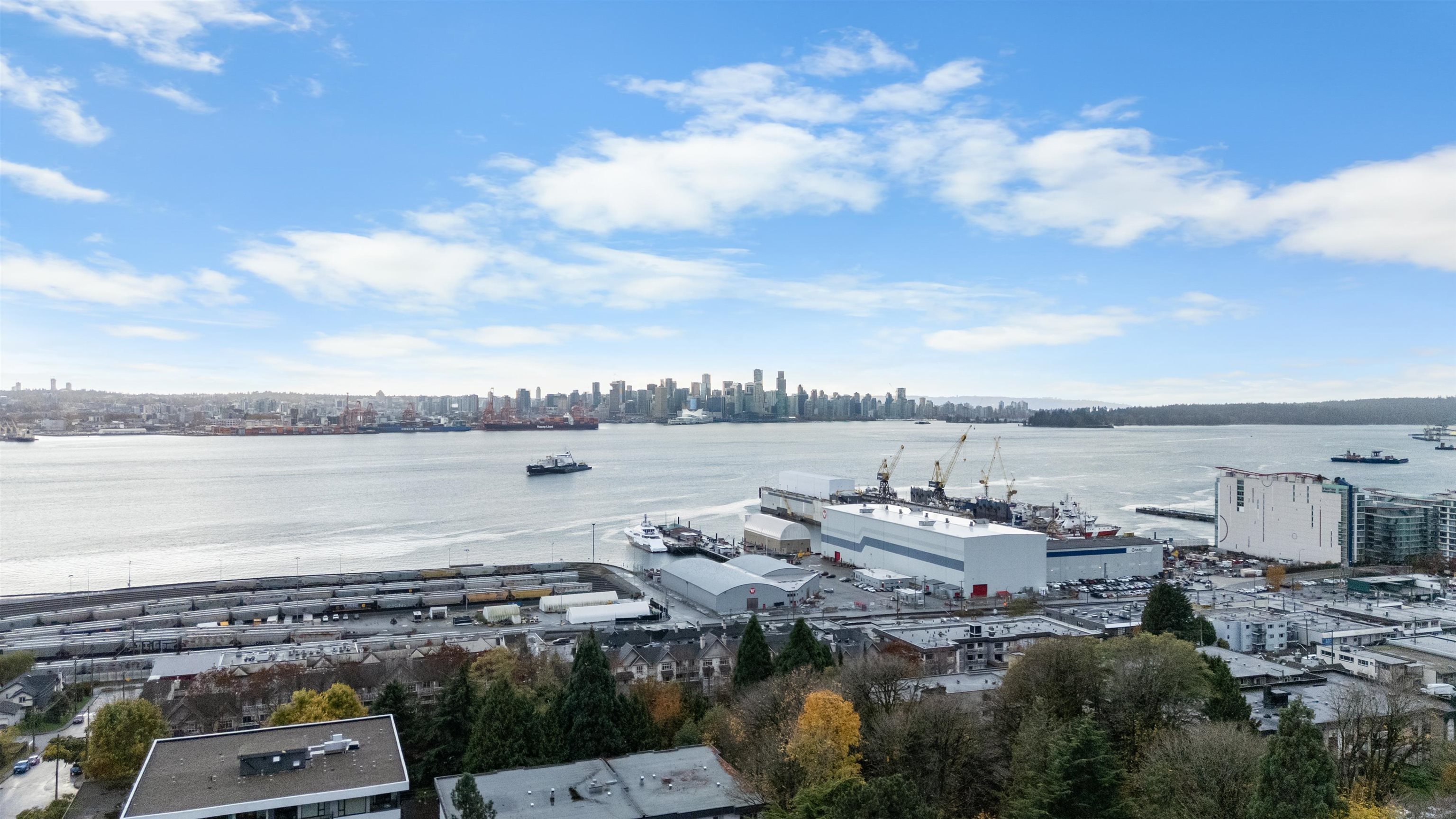 501 422 E 3RD STREET Unit: 501