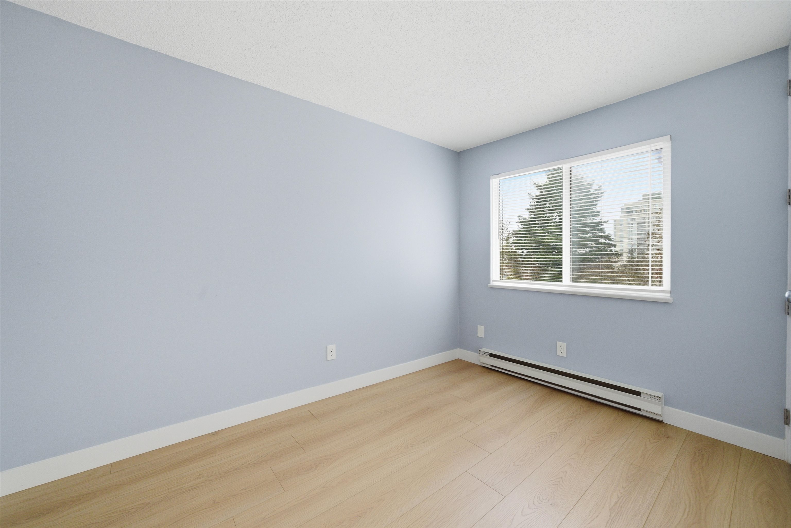 4 310 HIGHLAND WAY Unit: 4