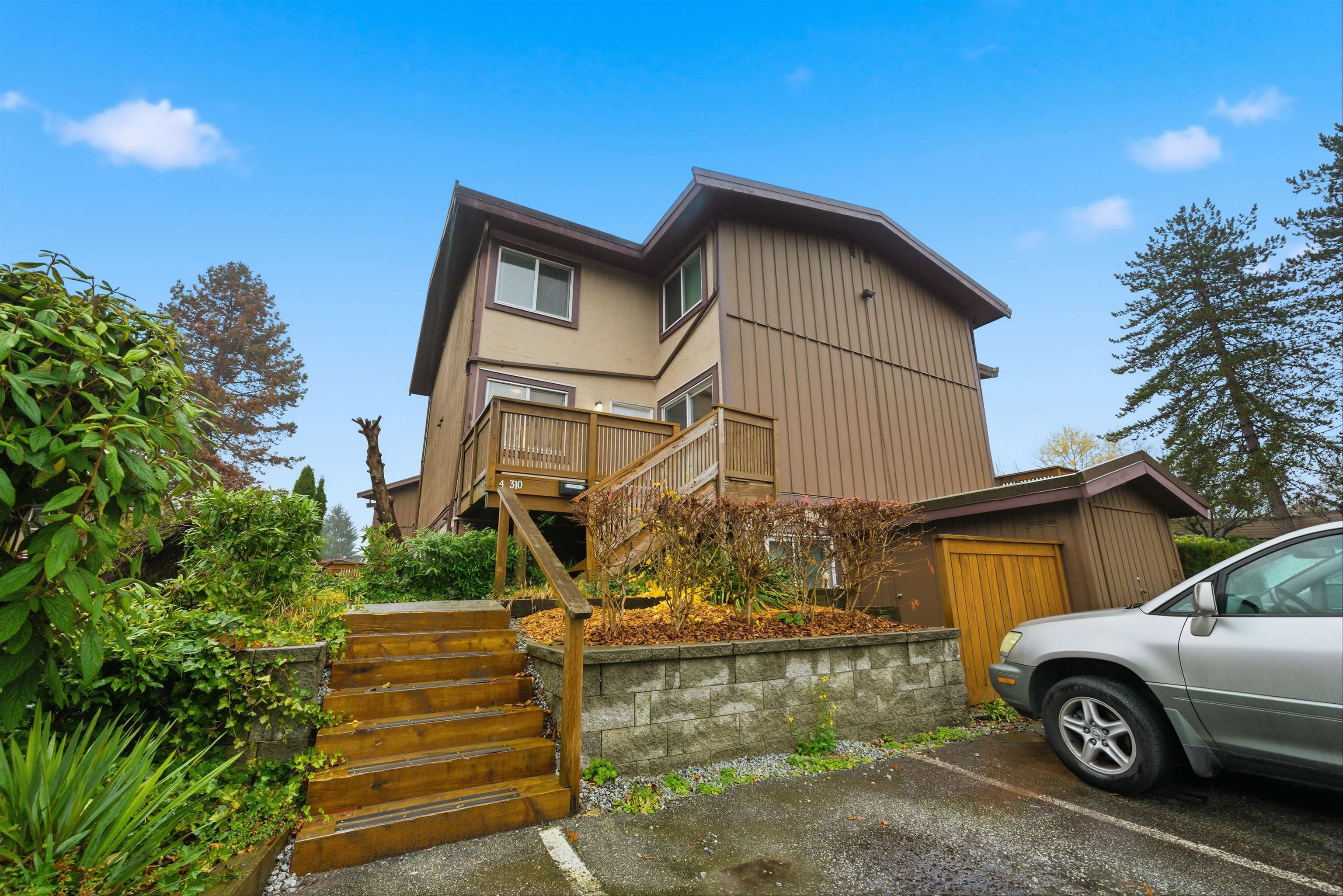 4 310 HIGHLAND WAY Unit: 4