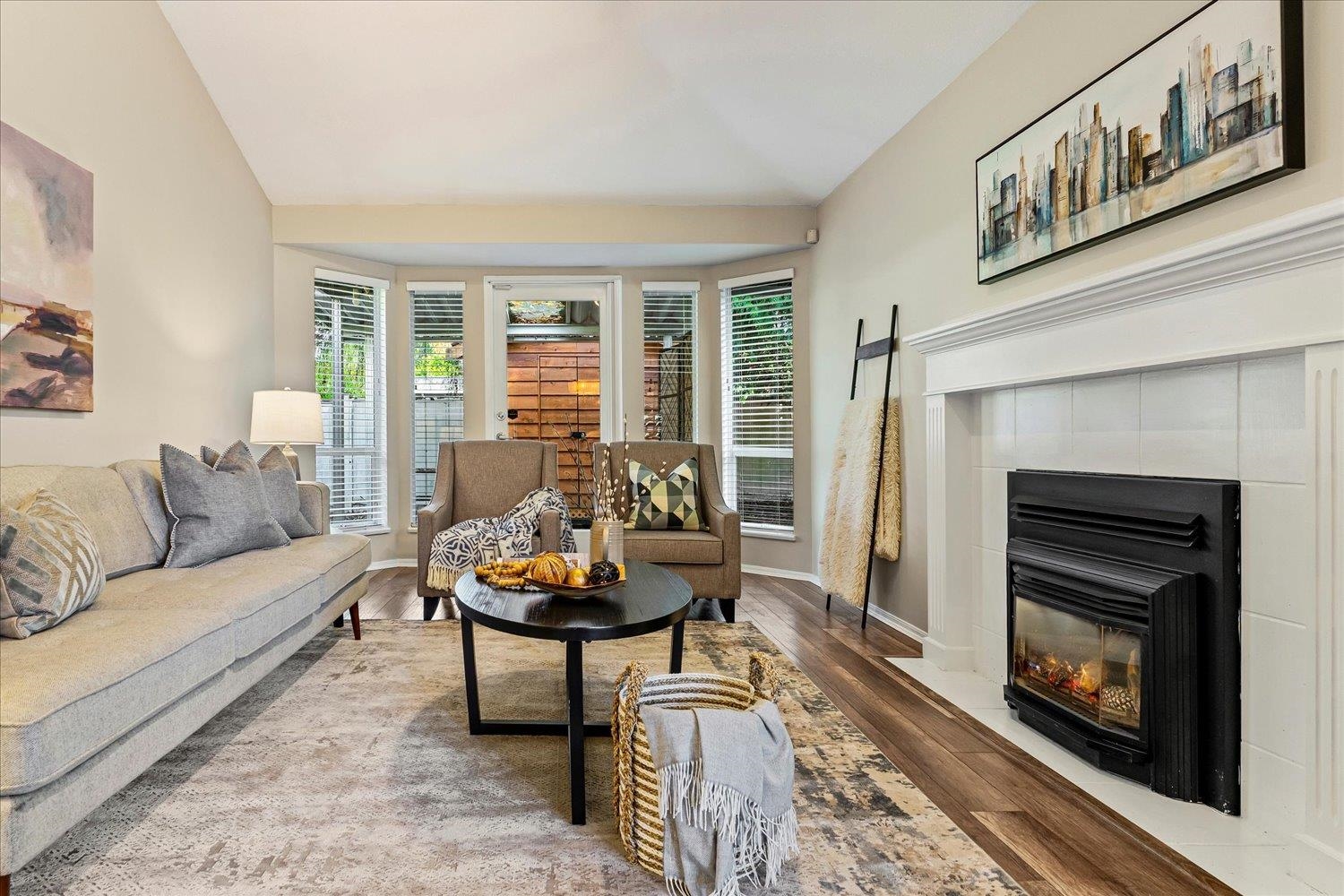 18 11950 LAITY STREET Unit: 18