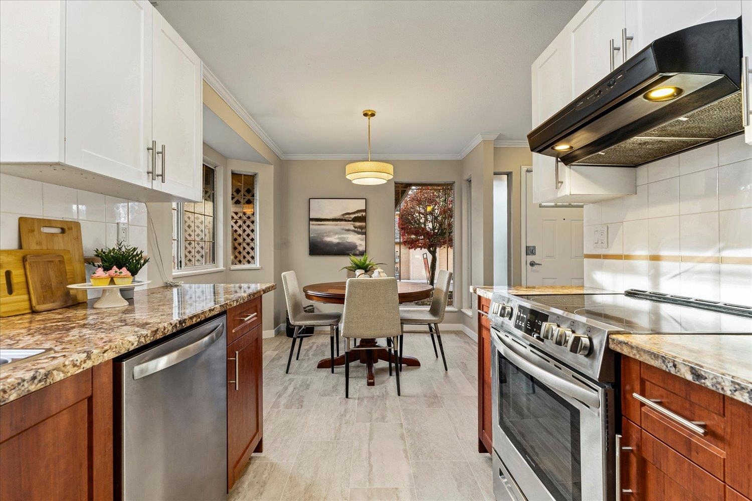 18 11950 LAITY STREET Unit: 18