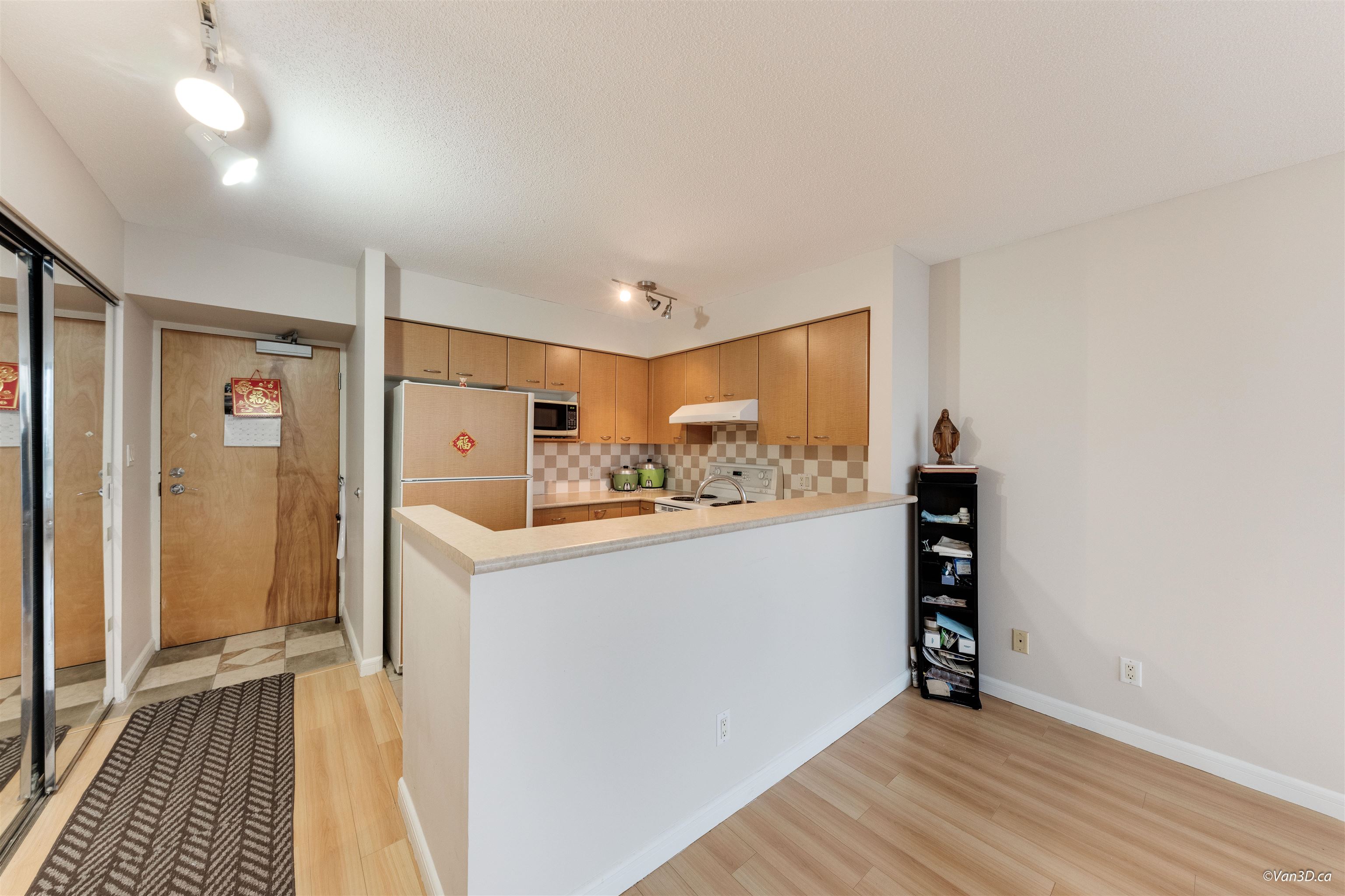 805 6088 WILLINGDON AVENUE Unit: 805