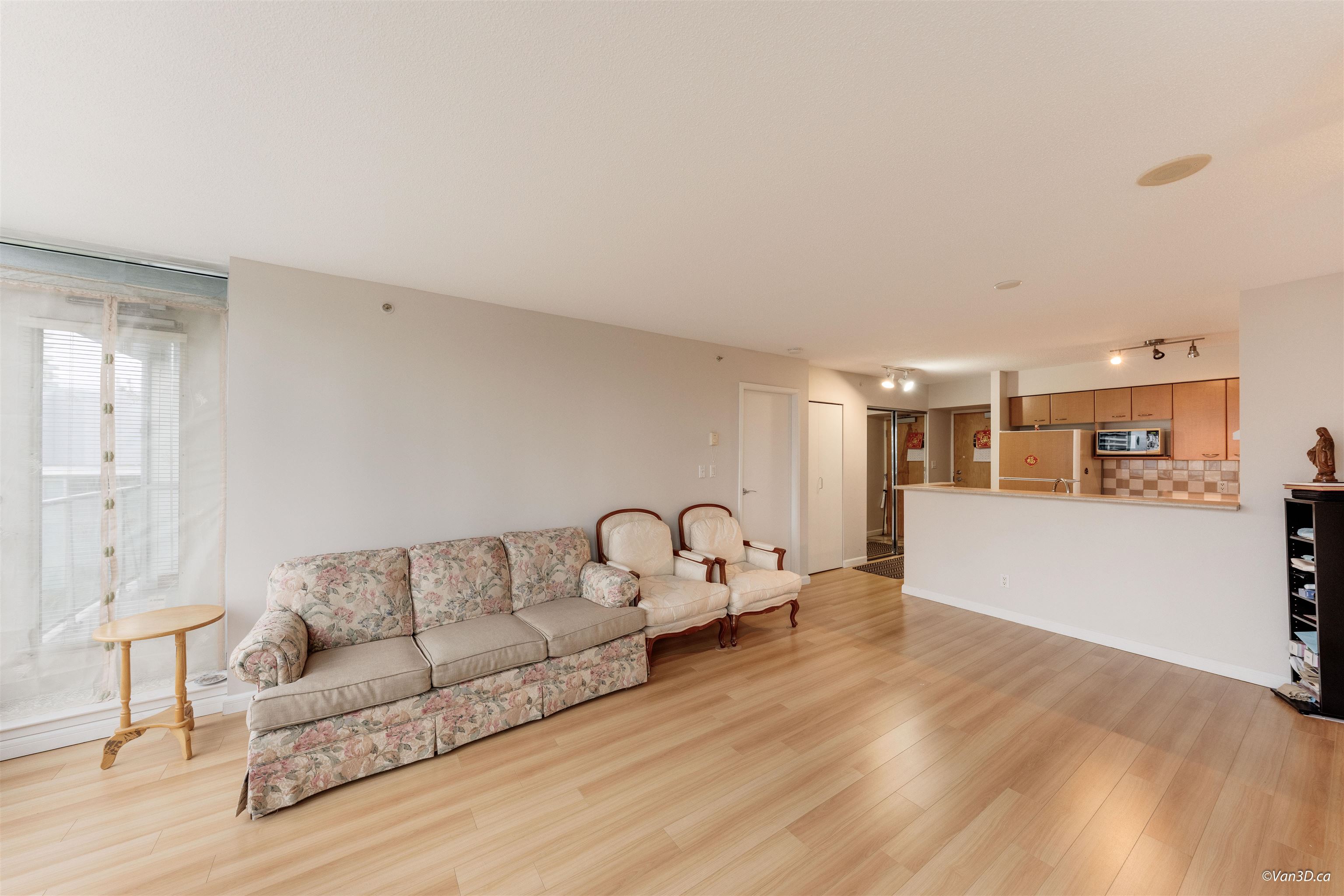 805 6088 WILLINGDON AVENUE Unit: 805