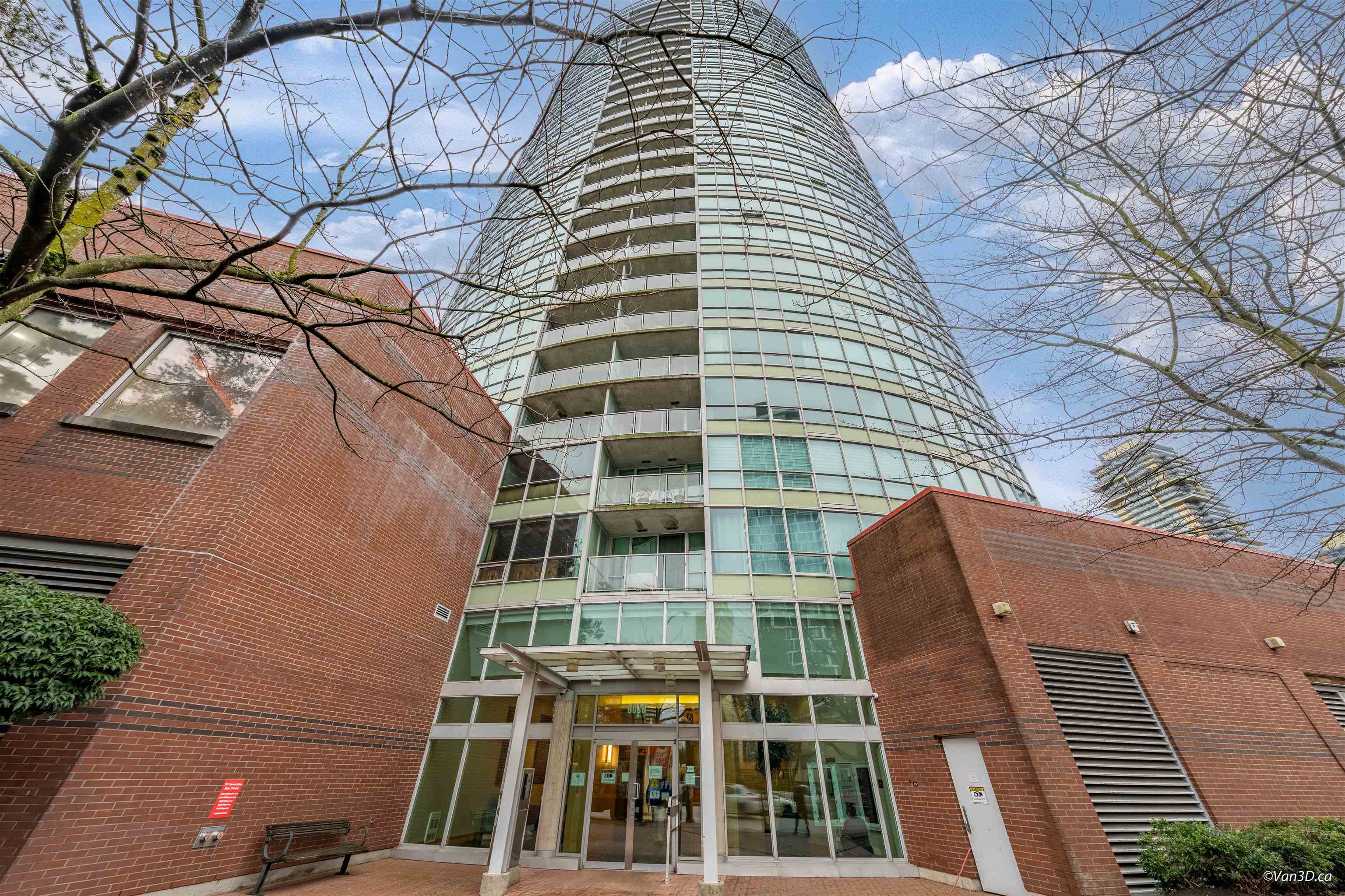 805 6088 WILLINGDON AVENUE Unit: 805