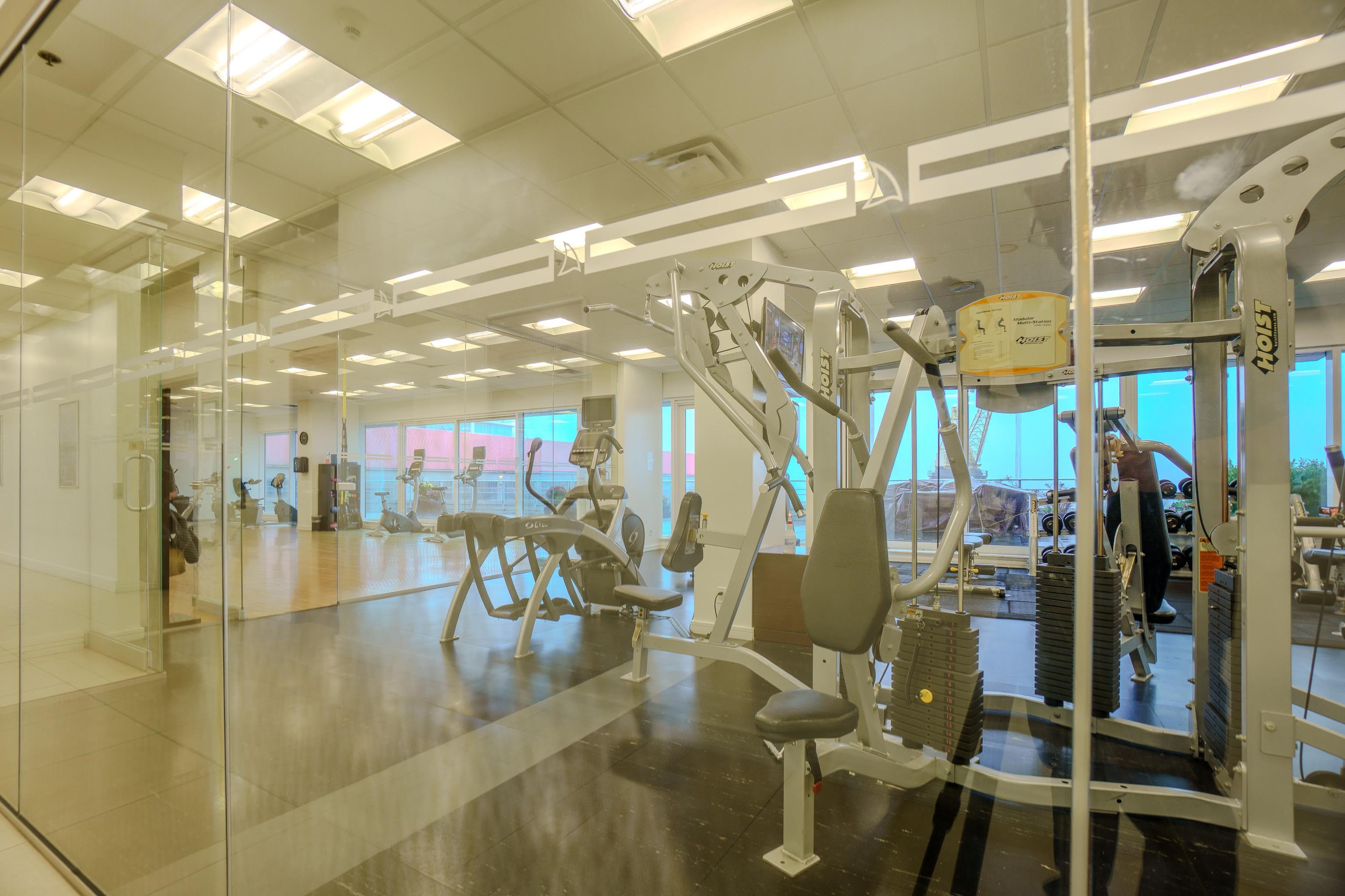 903 133 E ESPLANADE Unit: 903