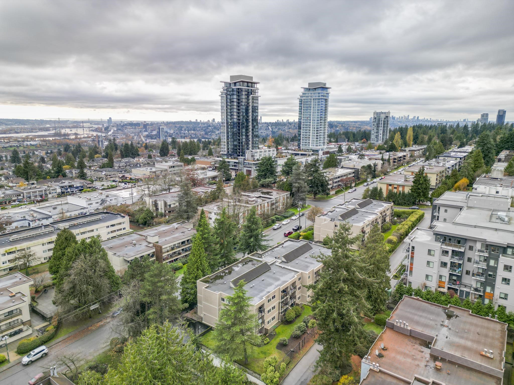 107 1121 HOWIE AVENUE Unit: 107