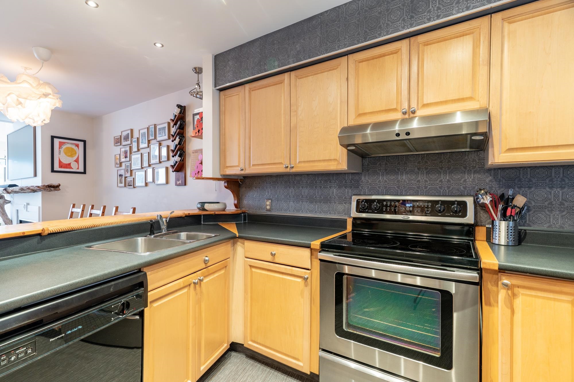 13 2151 BANBURY ROAD Unit: 13