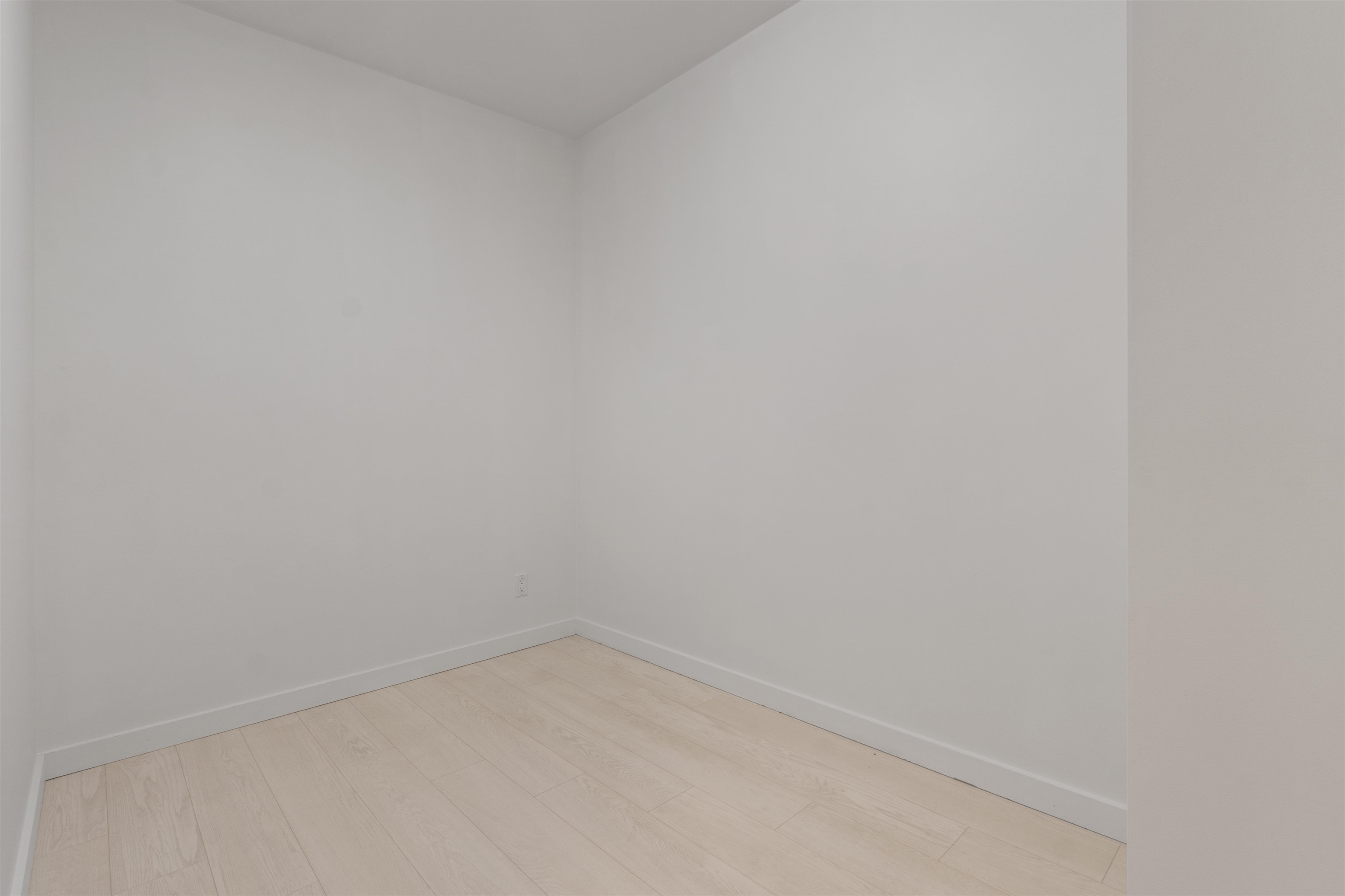 713 8080 CAMBIE ROAD Unit: 713