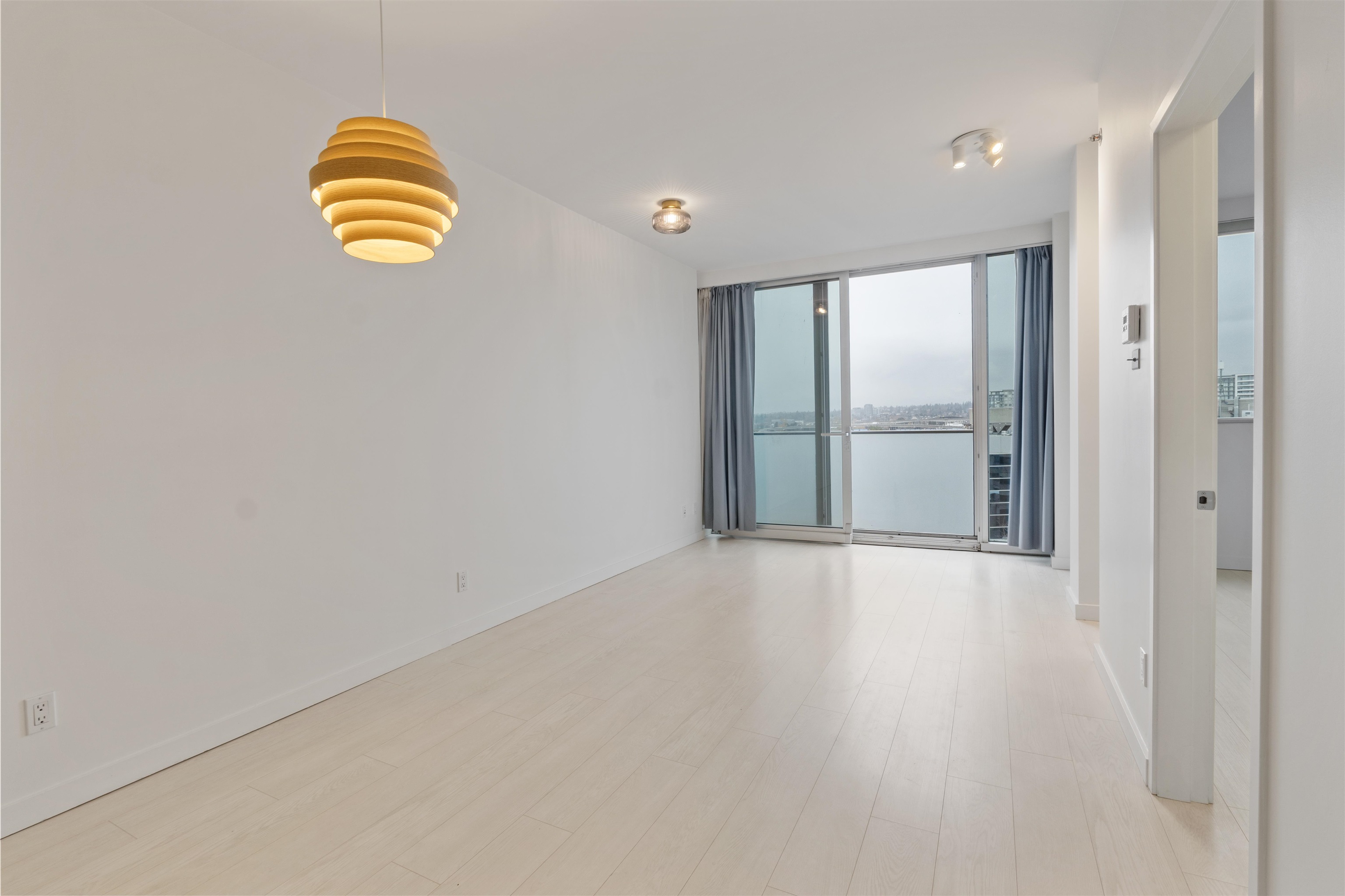 713 8080 CAMBIE ROAD Unit: 713