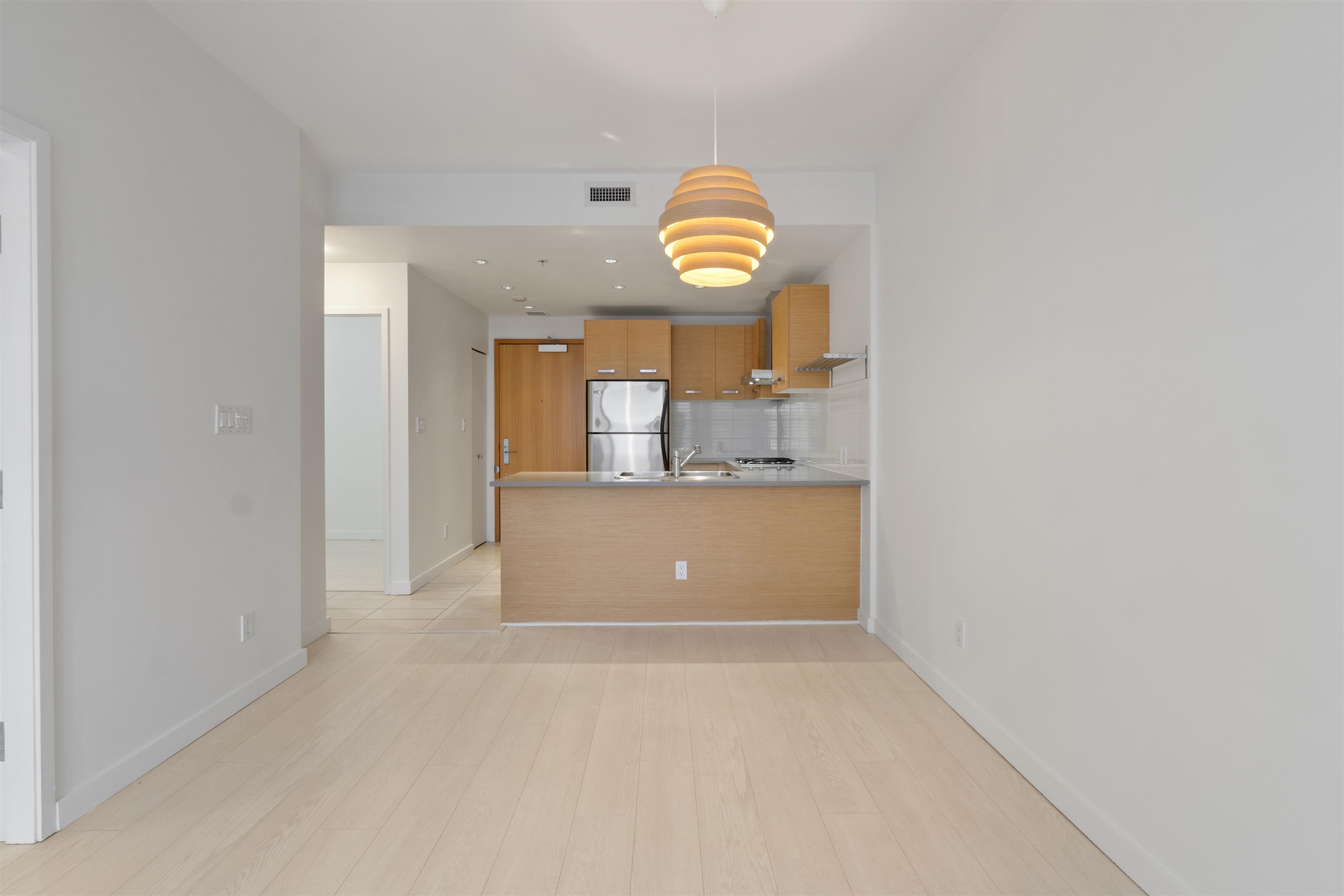 713 8080 CAMBIE ROAD Unit: 713