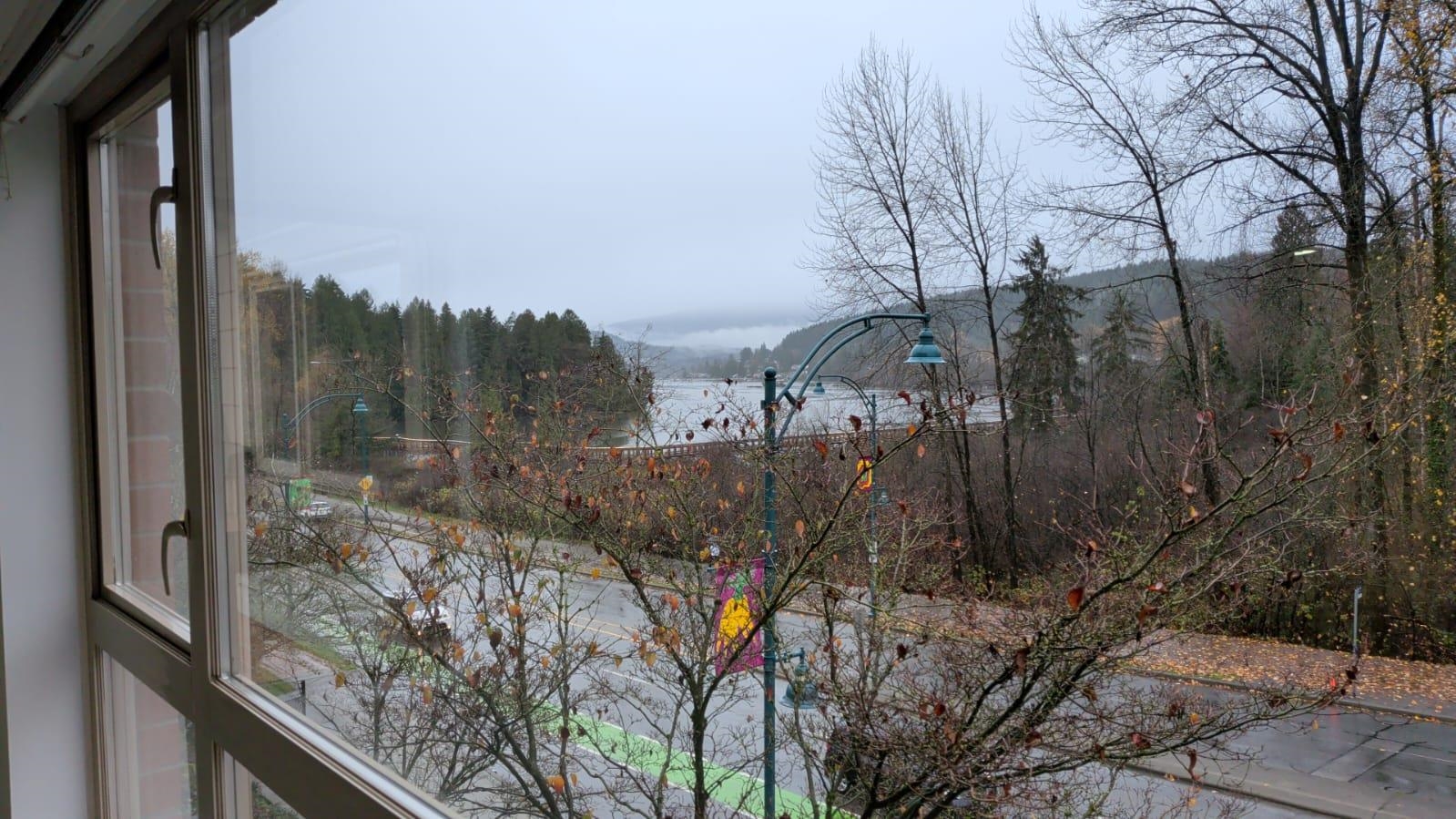 206 700 KLAHANIE DRIVE Unit: 206