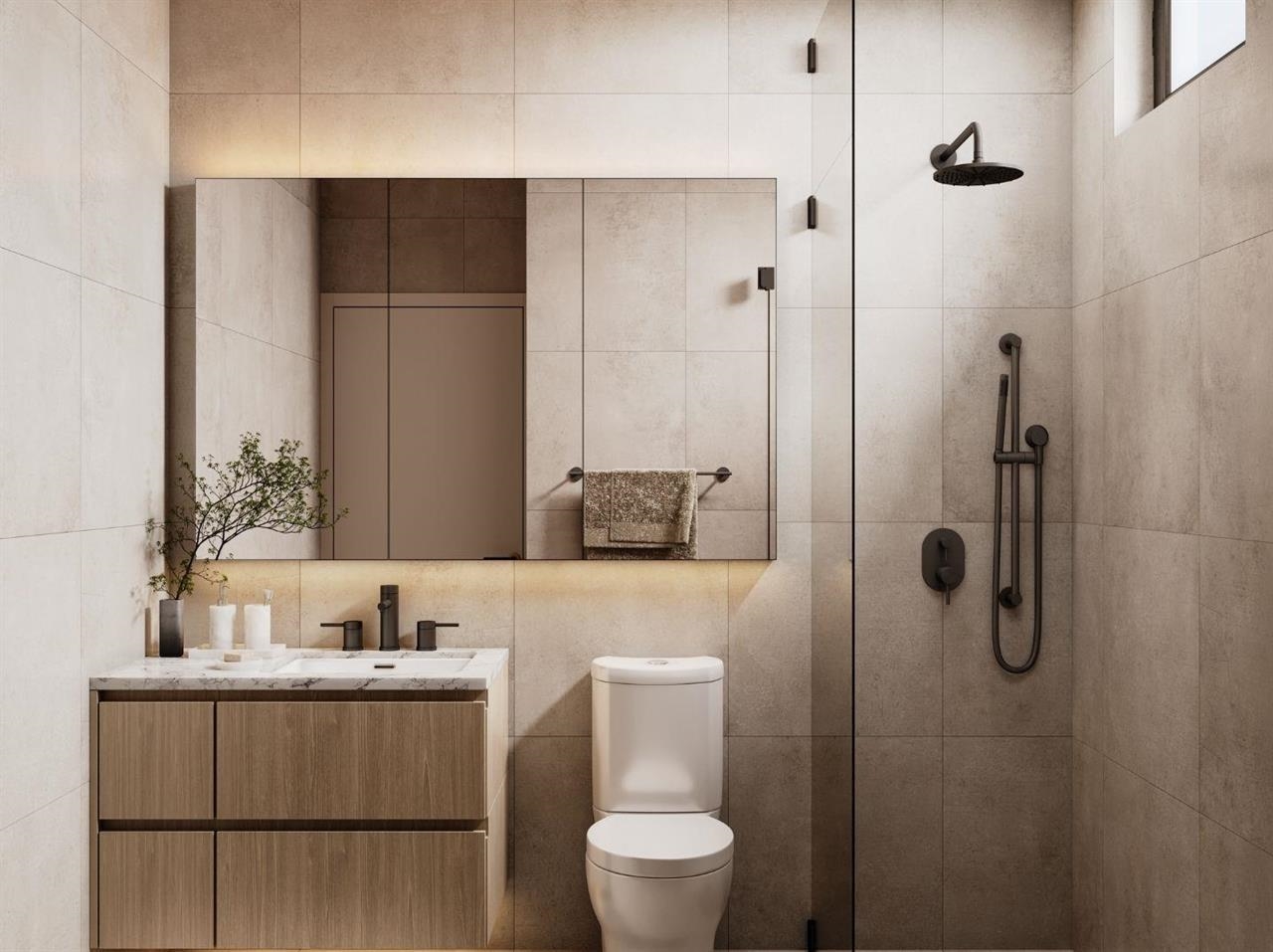 1 646 E 23RD AVENUE Unit: 1