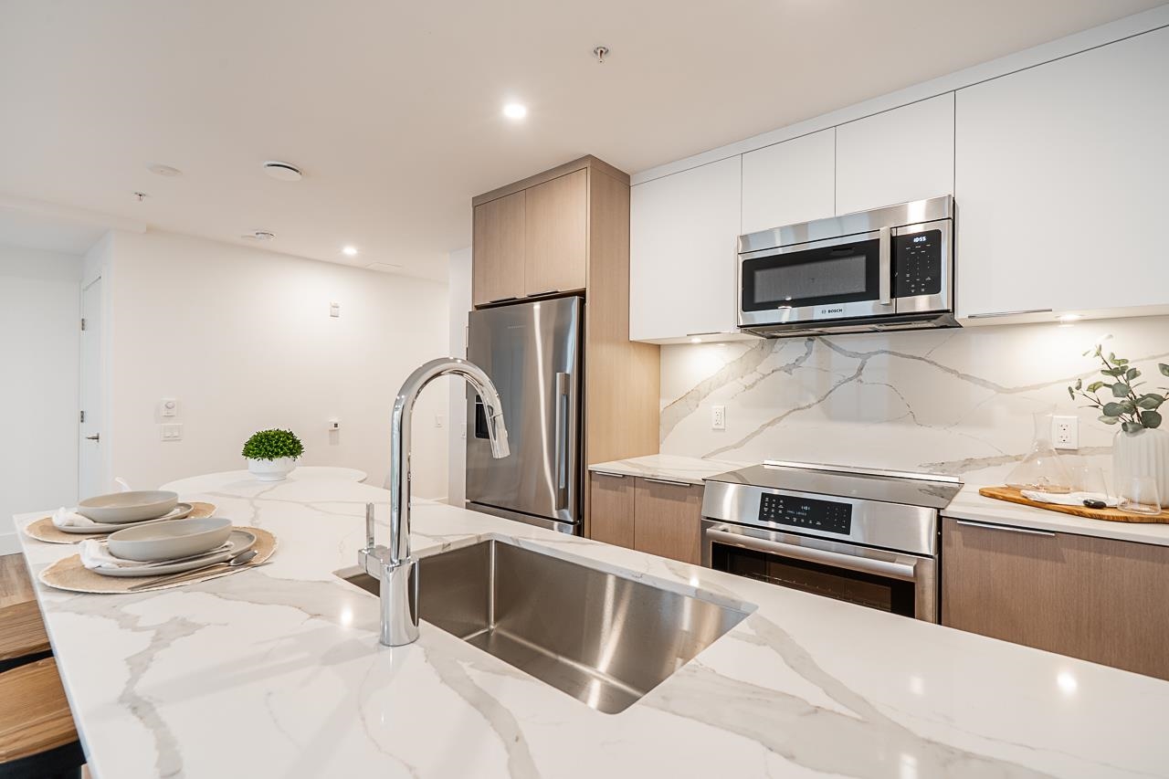 110 2085 E 1ST AVENUE Unit: 110