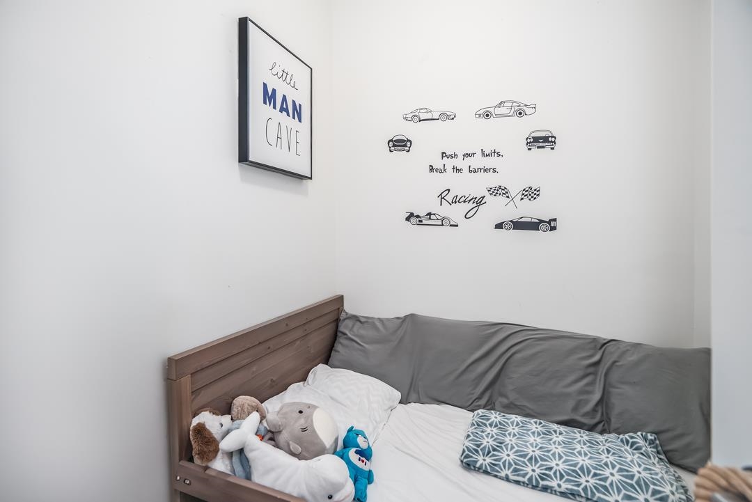 213 8360 DELSOM WAY Unit: 213