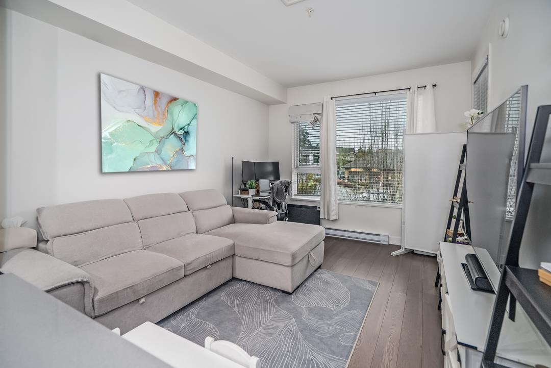 213 8360 DELSOM WAY Unit: 213