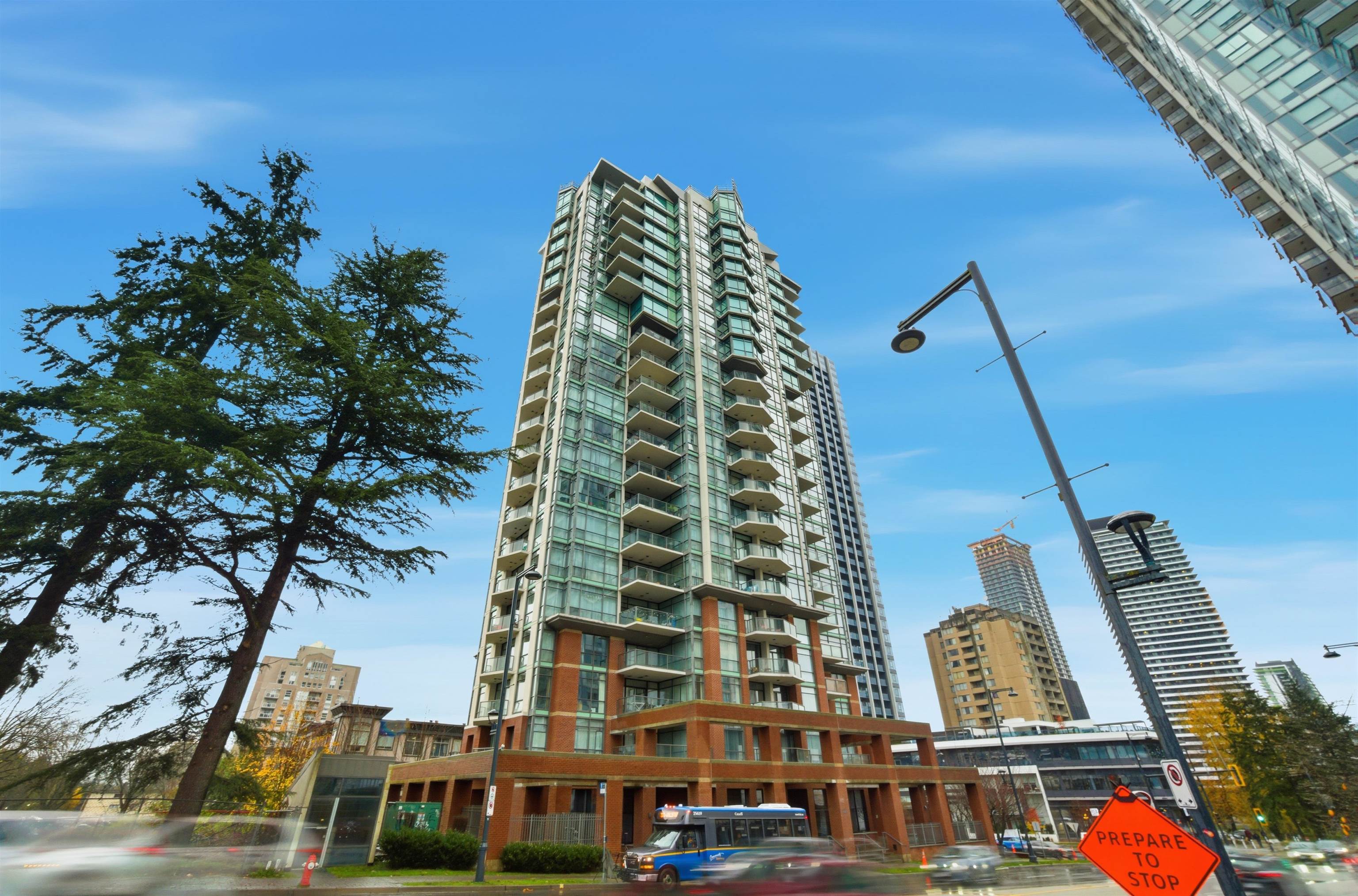 2106 13399 104 AVENUE Unit: 2106