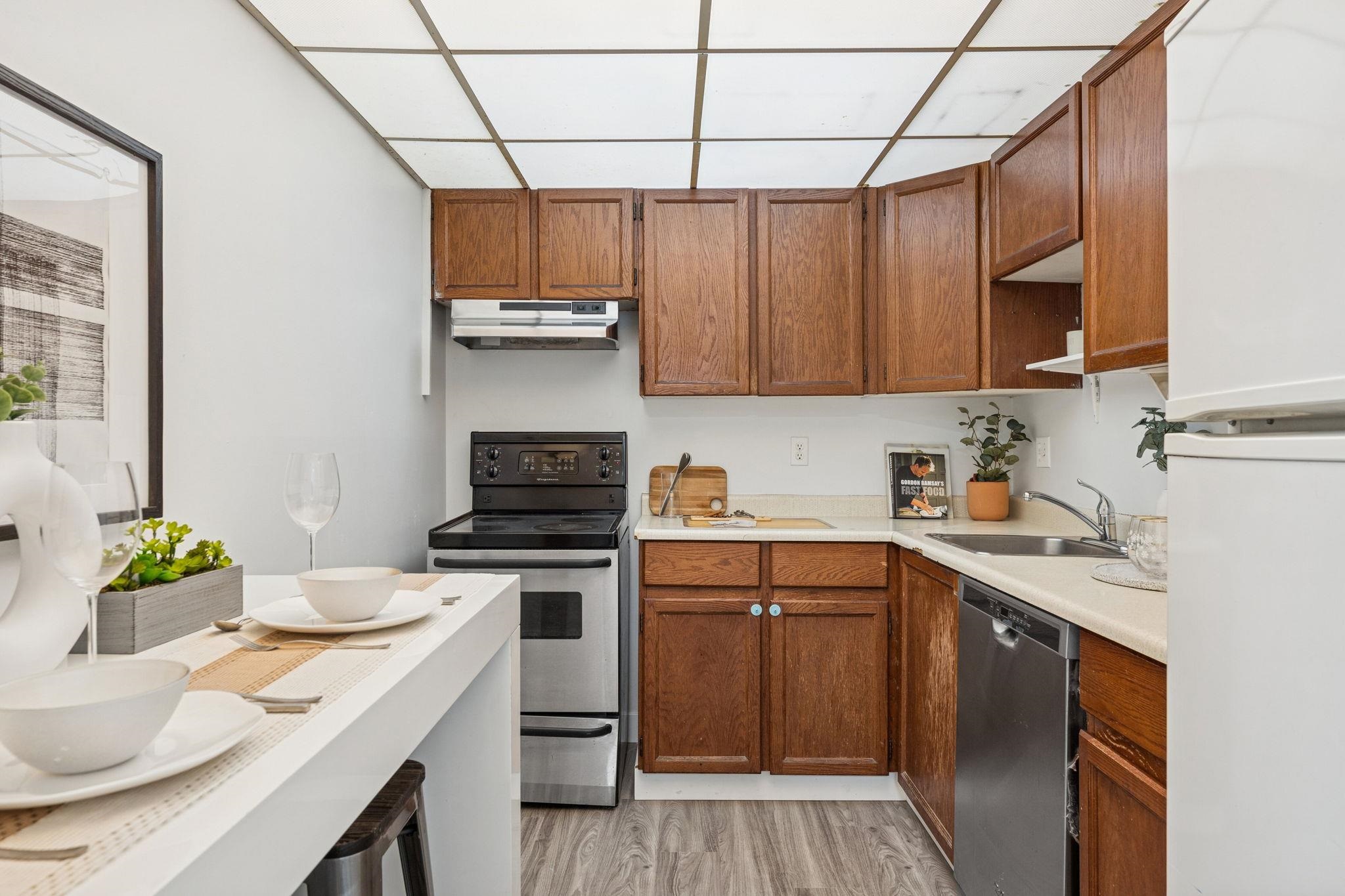 106 8511 WESTMINSTER HIGHWAY Unit: 106