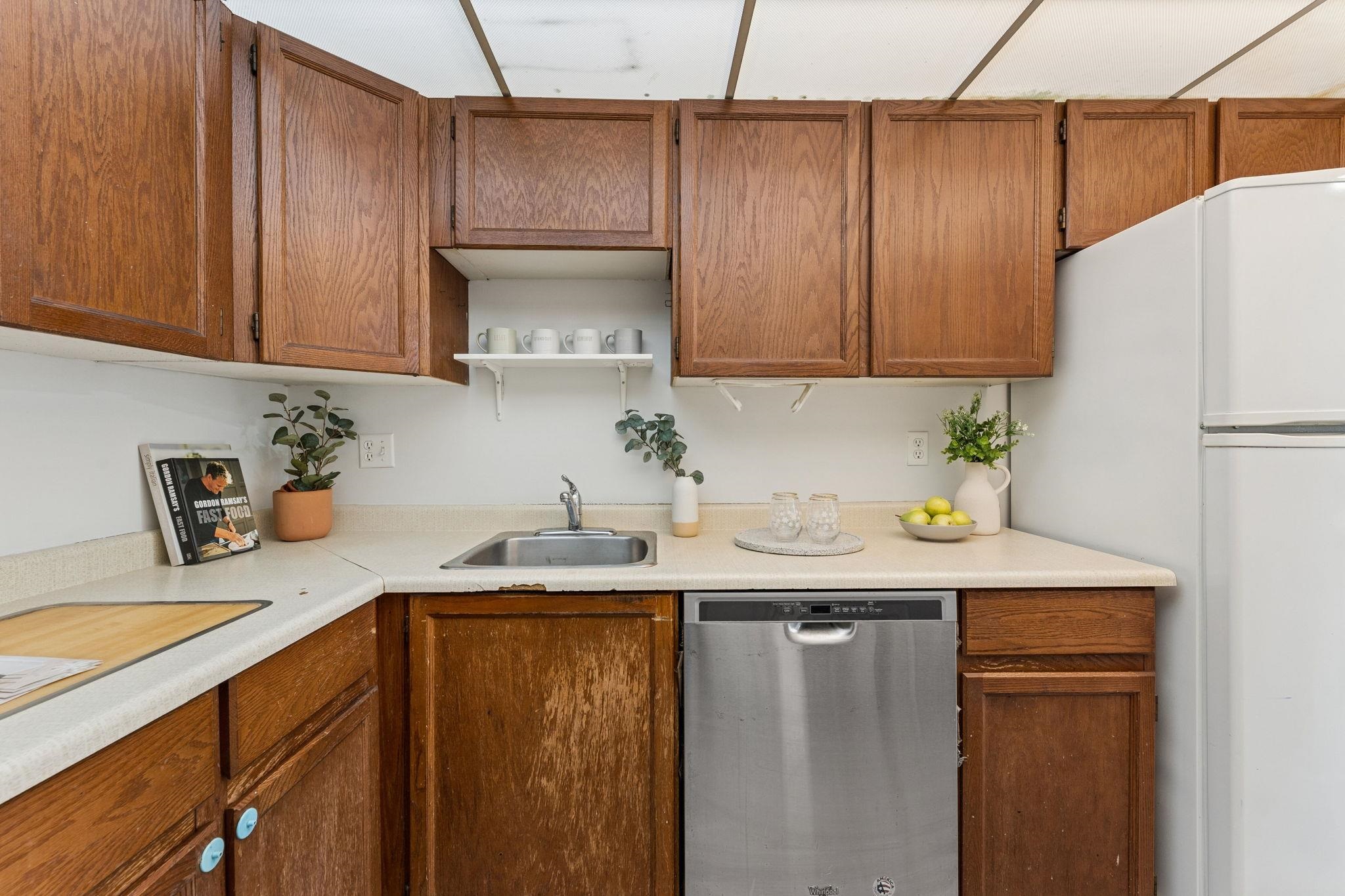 106 8511 WESTMINSTER HIGHWAY Unit: 106