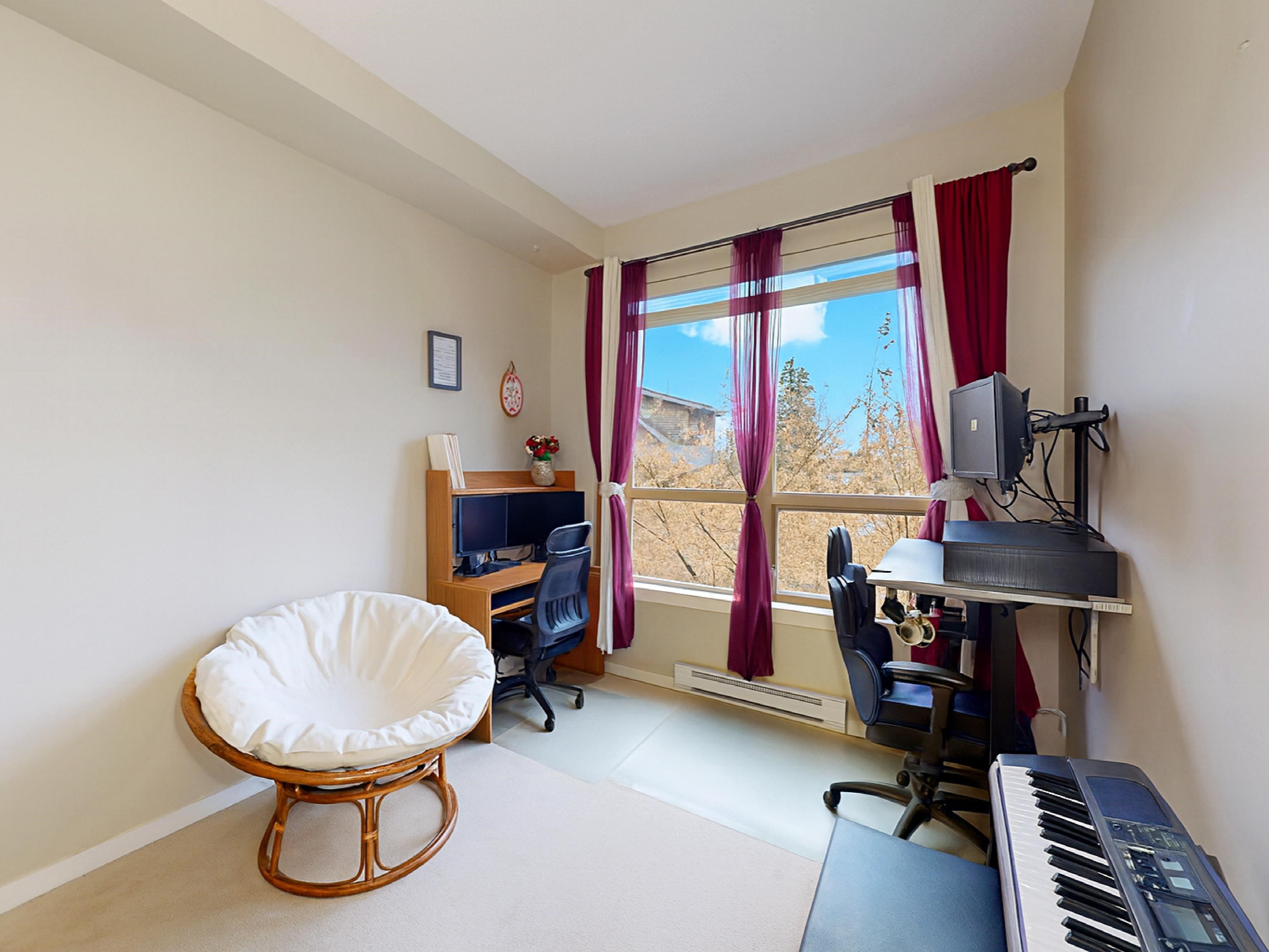 208 250 SALTER STREET Unit: 208