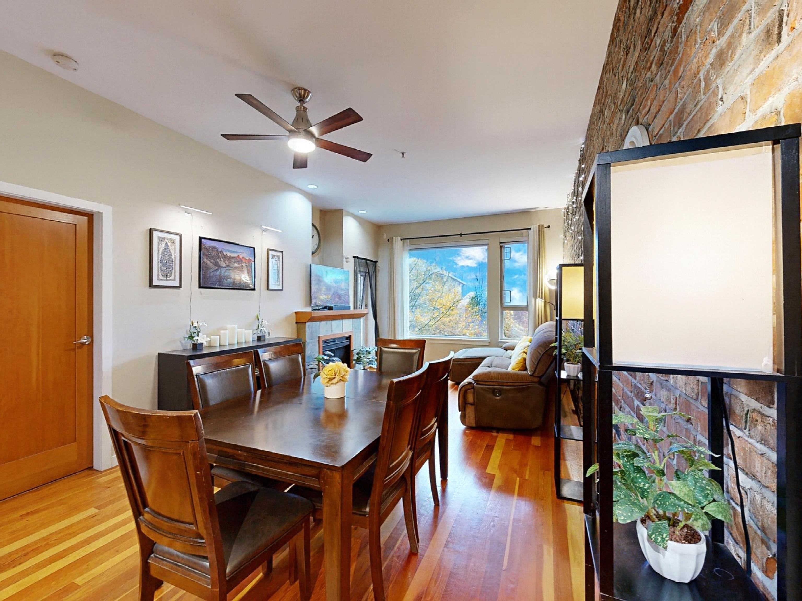 208 250 SALTER STREET Unit: 208