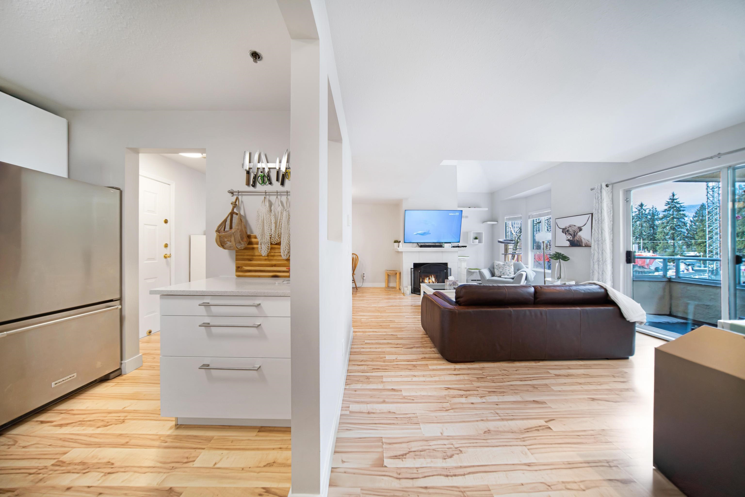 305 1175 HEFFLEY CRESCENT Unit: 305