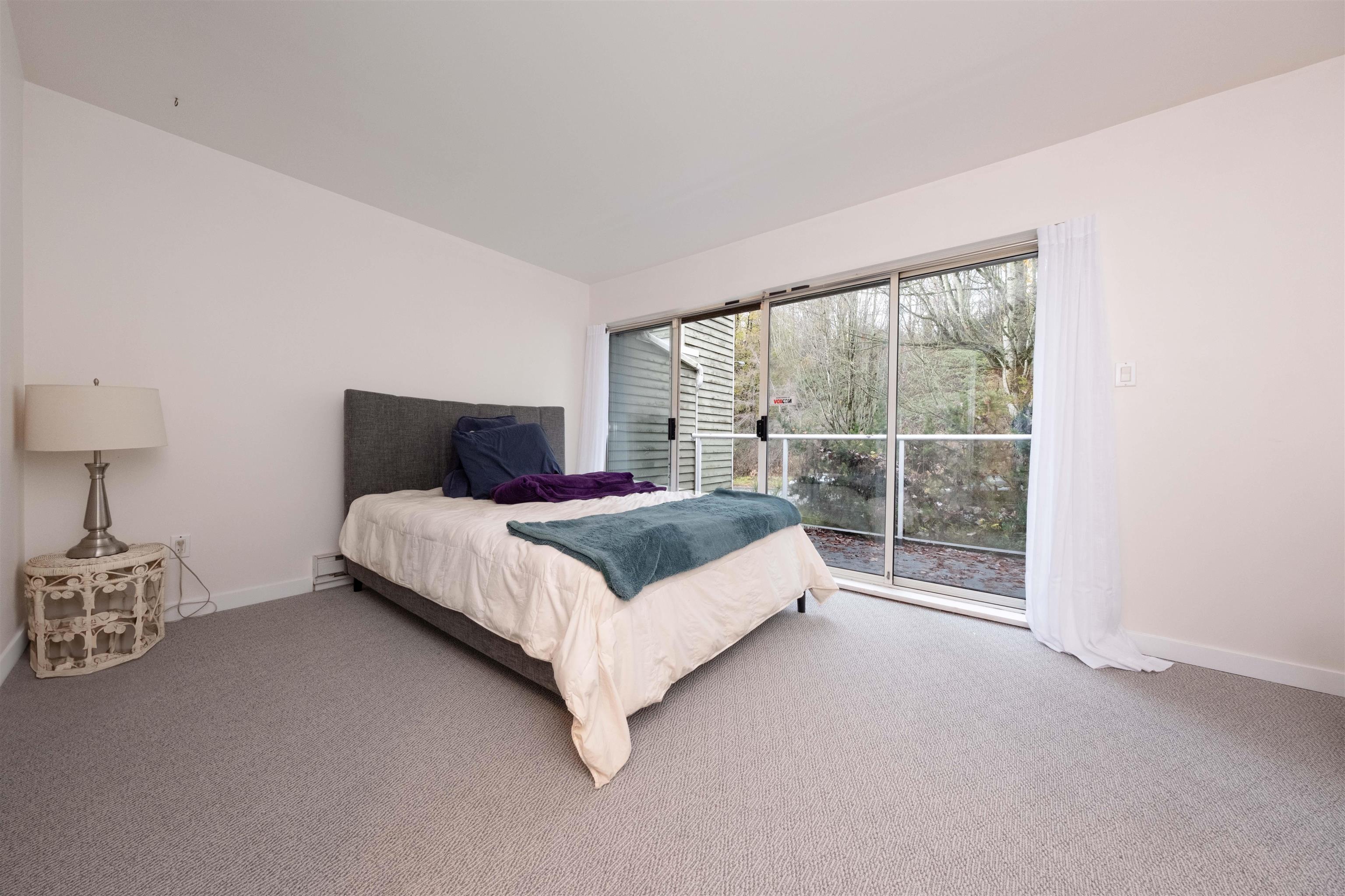 3371 FIELDSTONE AVENUE