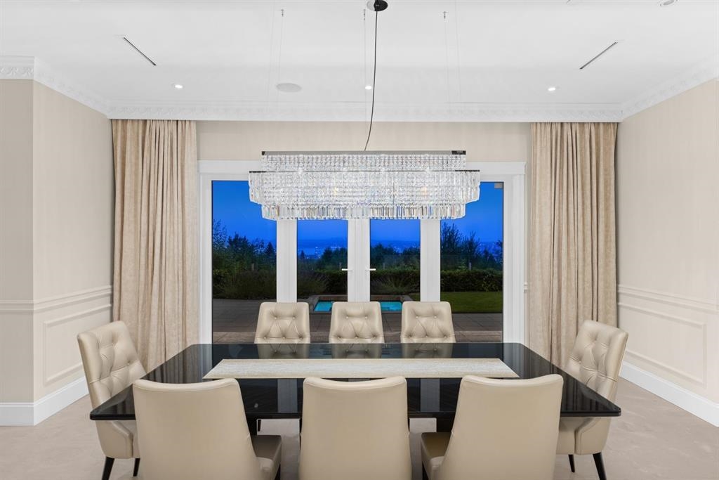 1367 CHARTWELL DRIVE