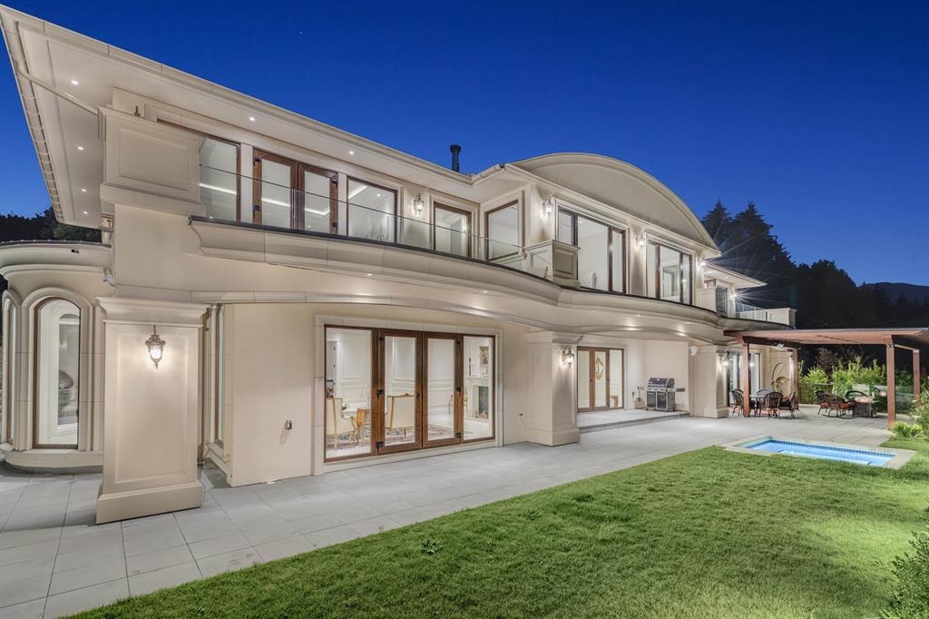 1367 CHARTWELL DRIVE