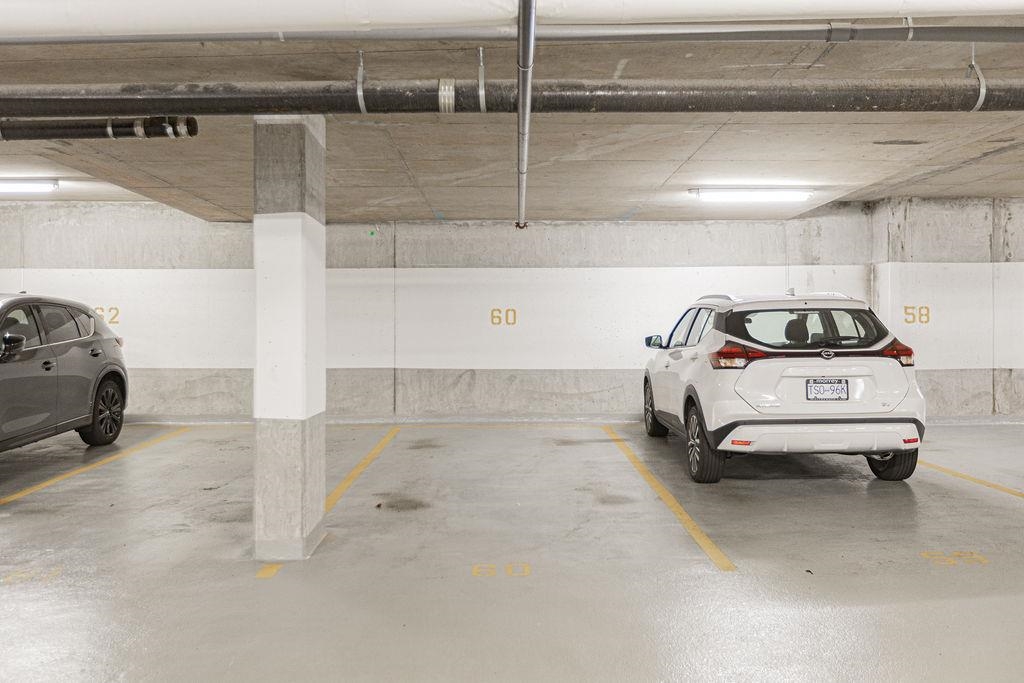 803 3100 WINDSOR GATE Unit: 803