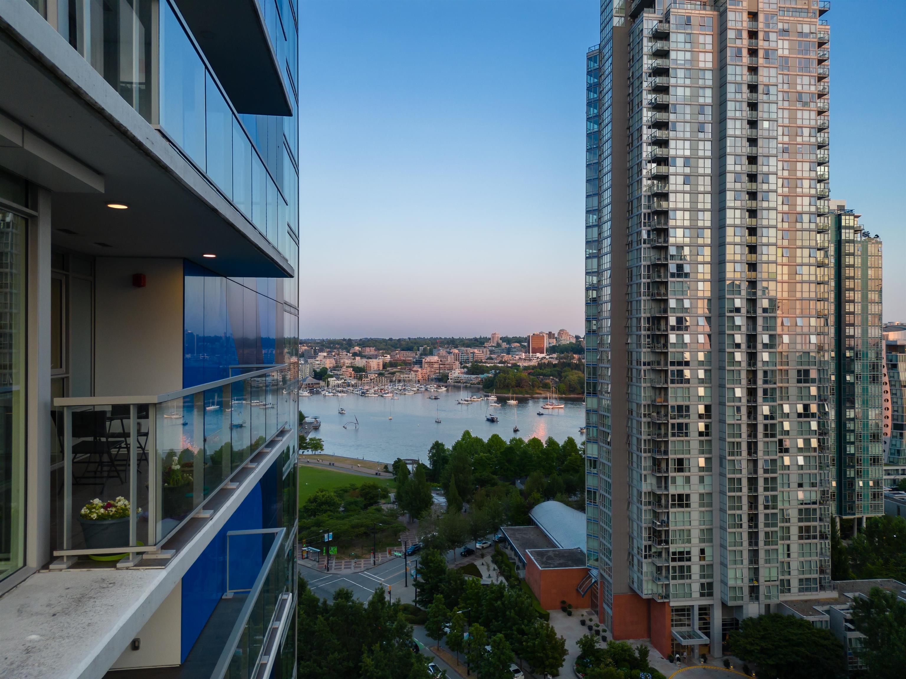 1701 499 PACIFIC STREET Unit: 1701