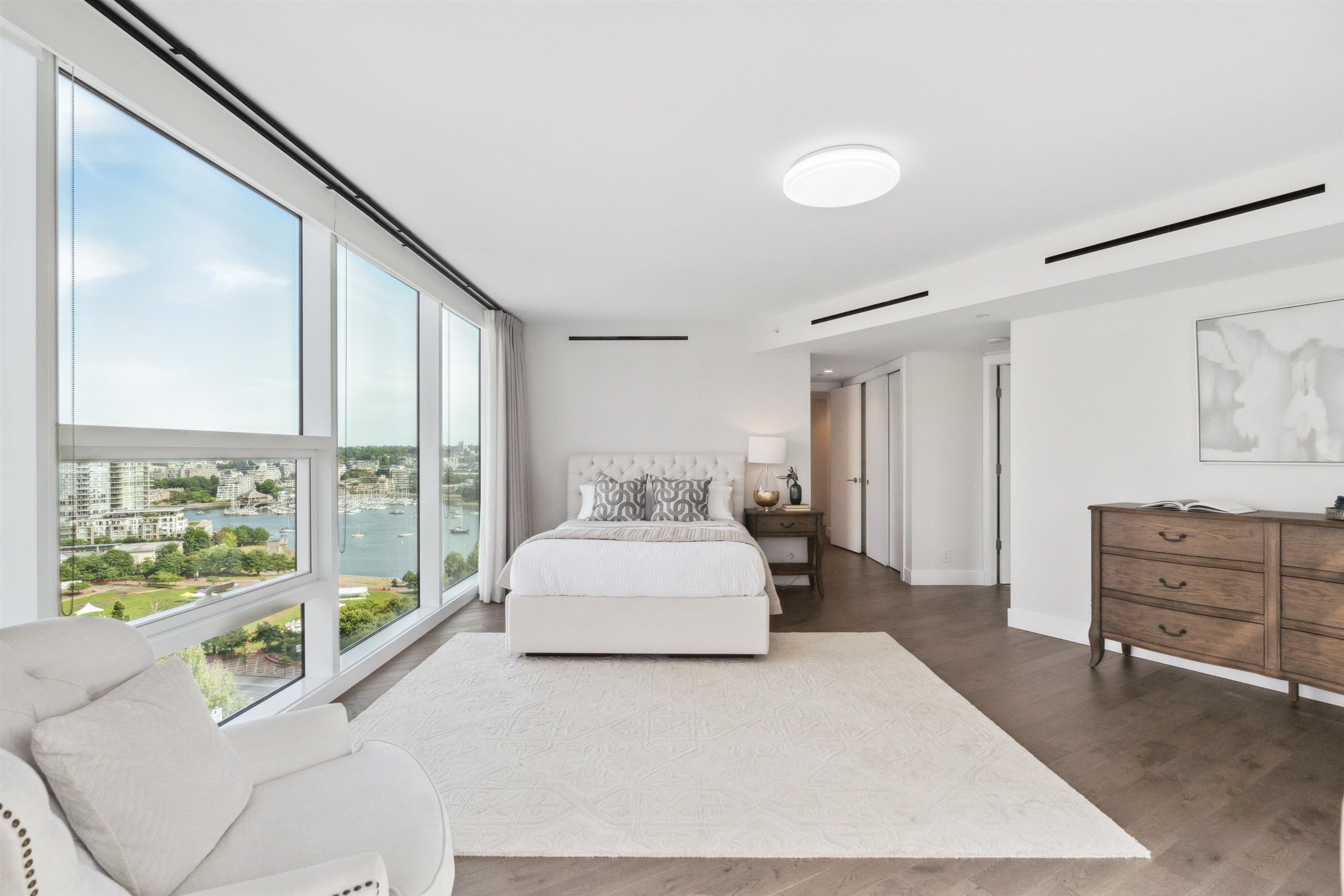 1701 499 PACIFIC STREET Unit: 1701