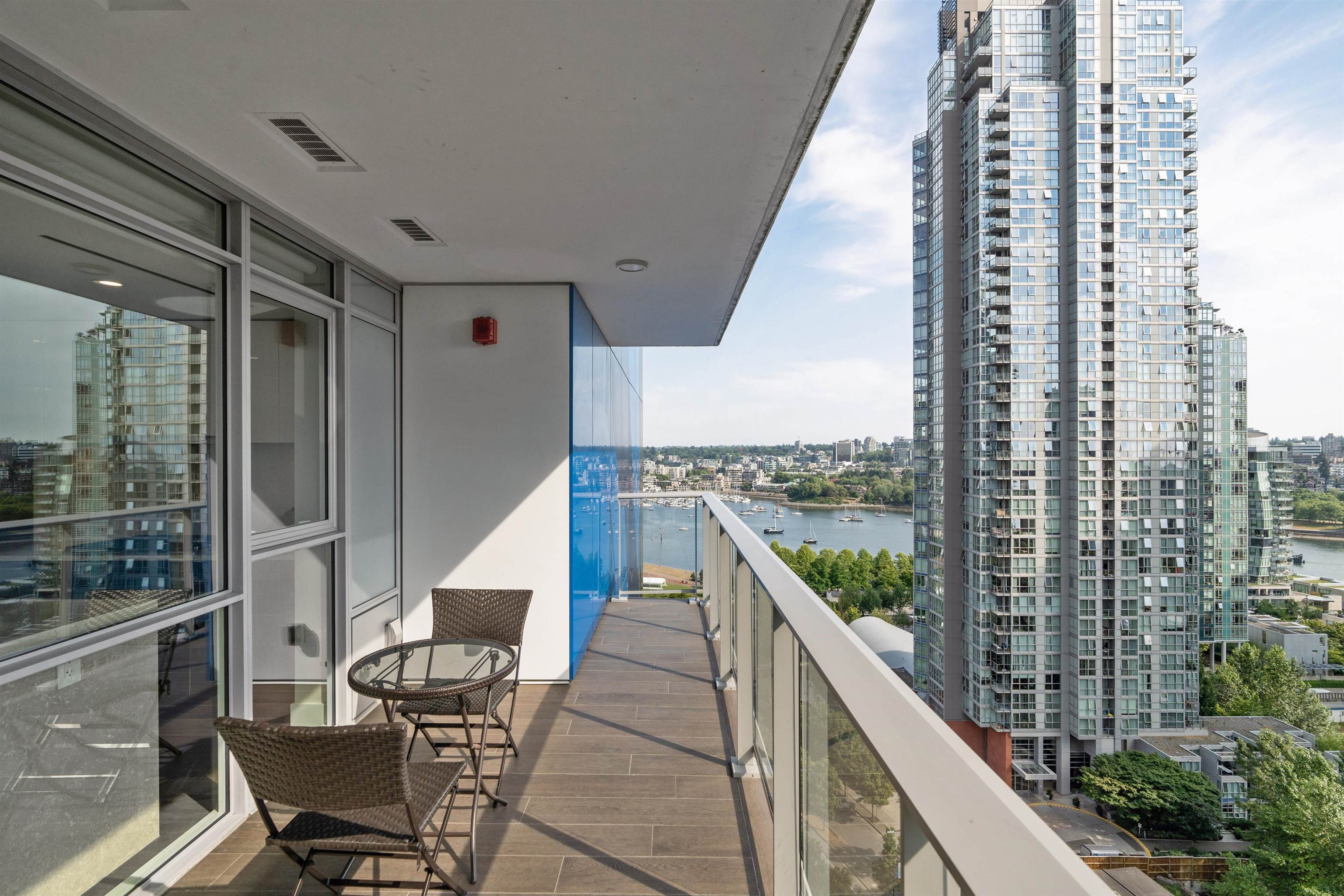 1701 499 PACIFIC STREET Unit: 1701