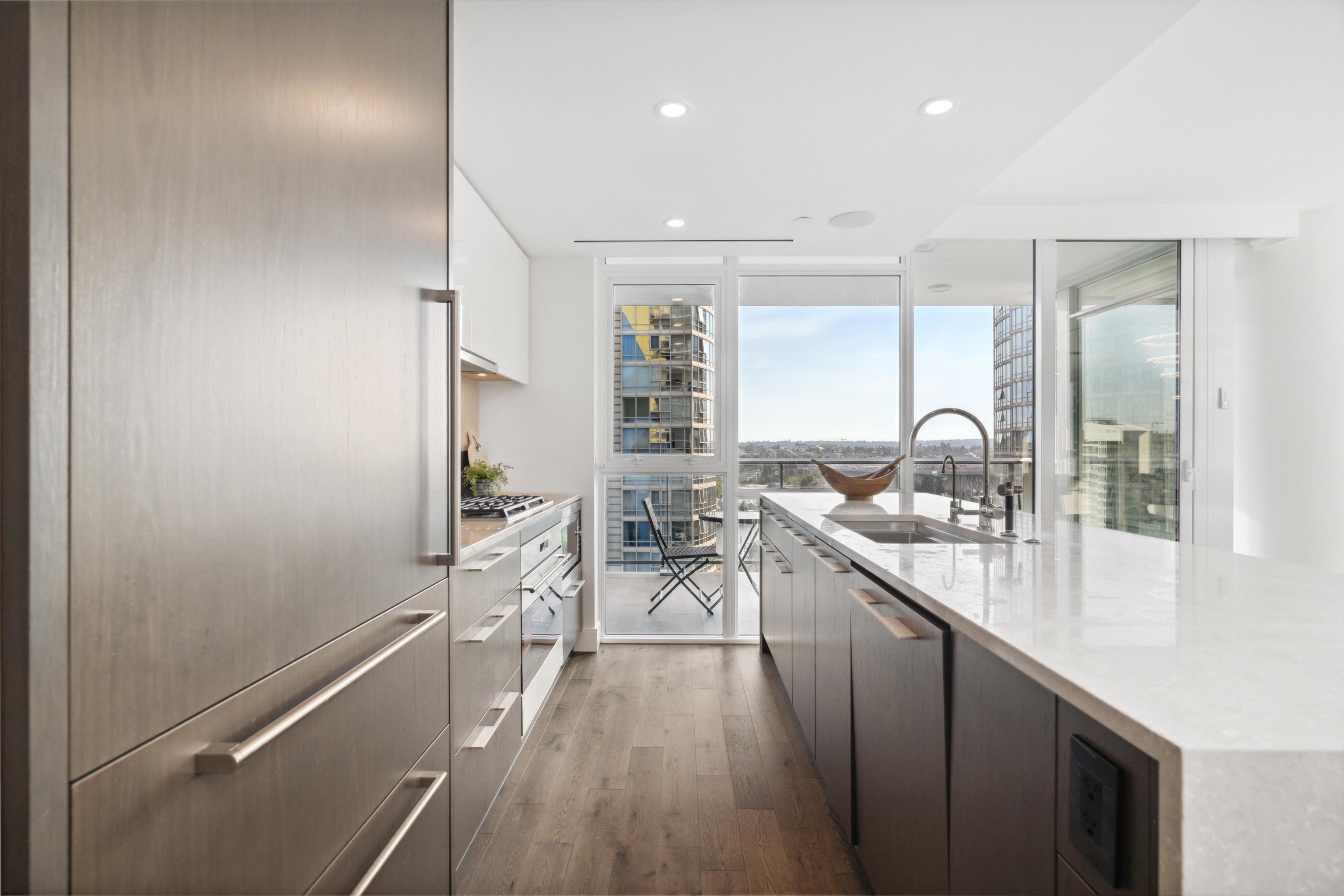 1701 499 PACIFIC STREET Unit: 1701