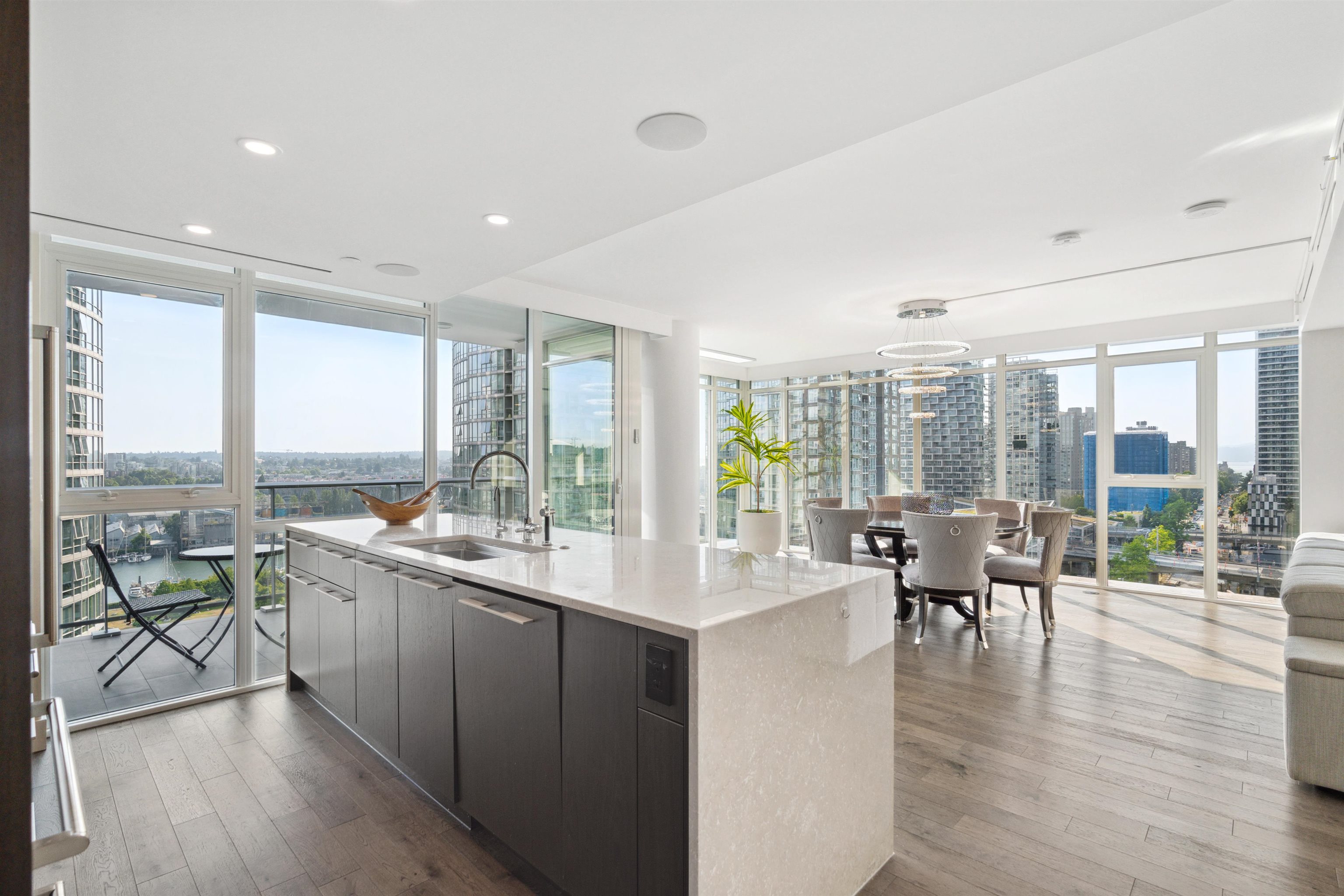 1701 499 PACIFIC STREET Unit: 1701