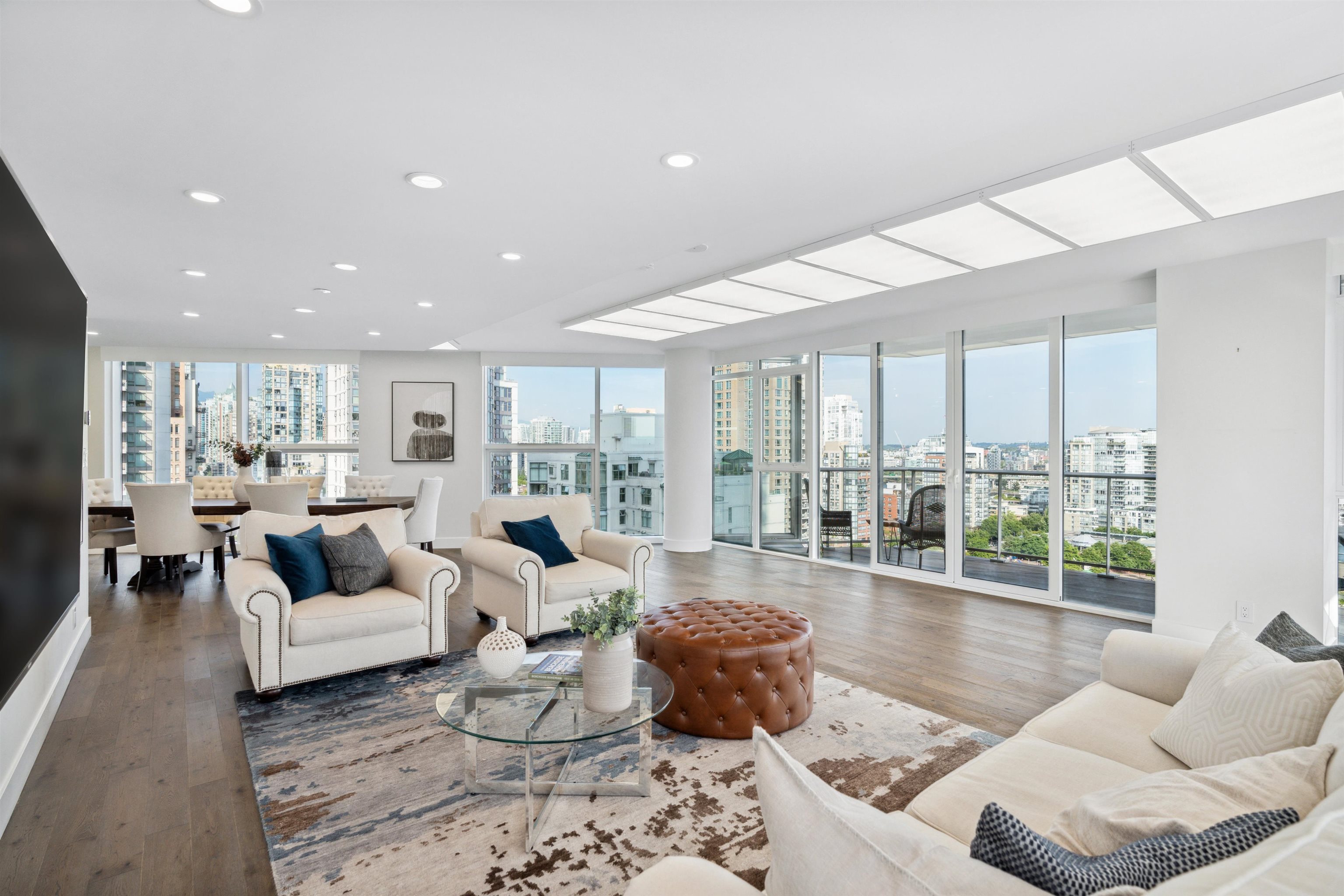 1701 499 PACIFIC STREET Unit: 1701