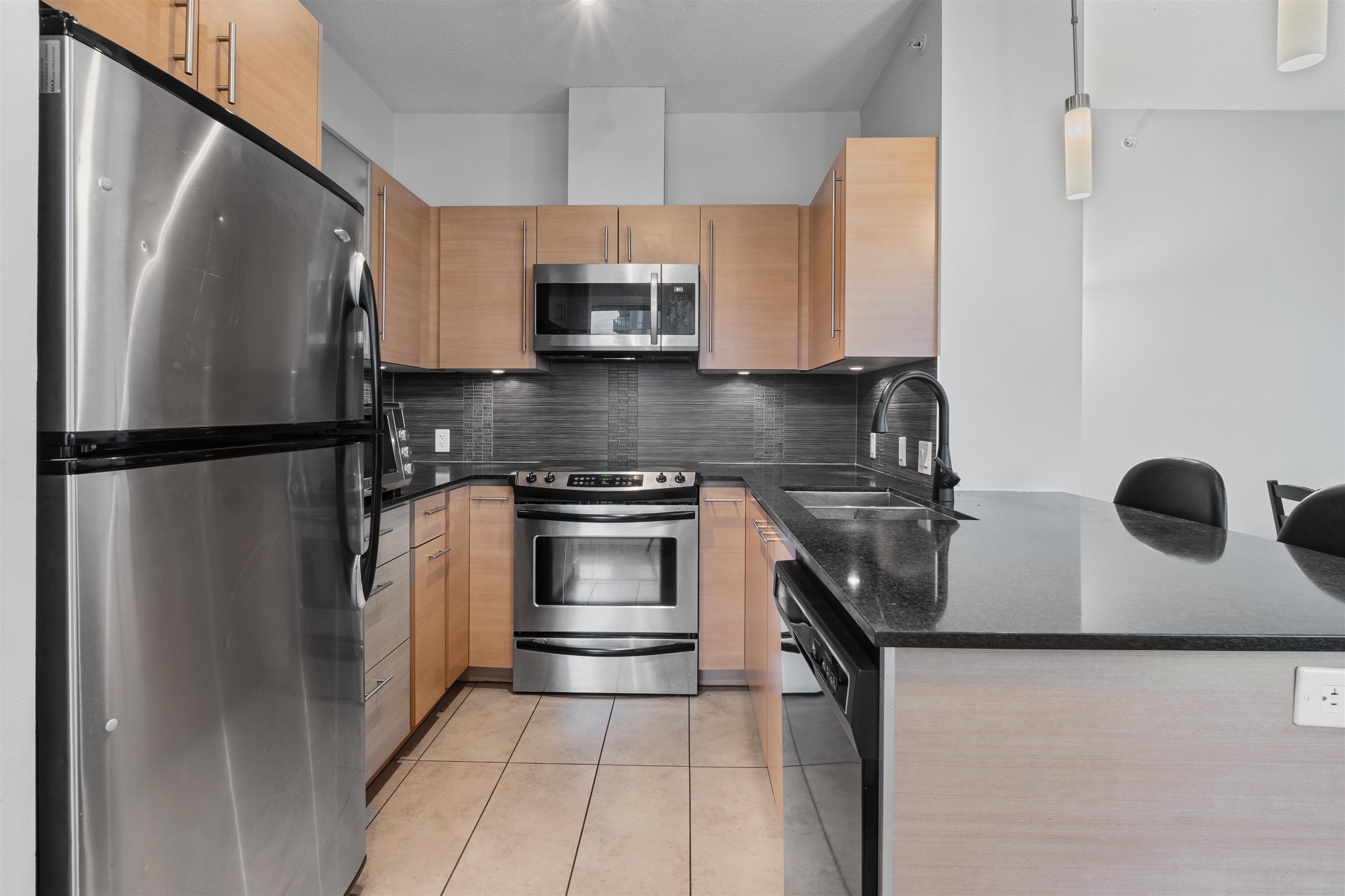 604 13399 104 AVENUE Unit: 604