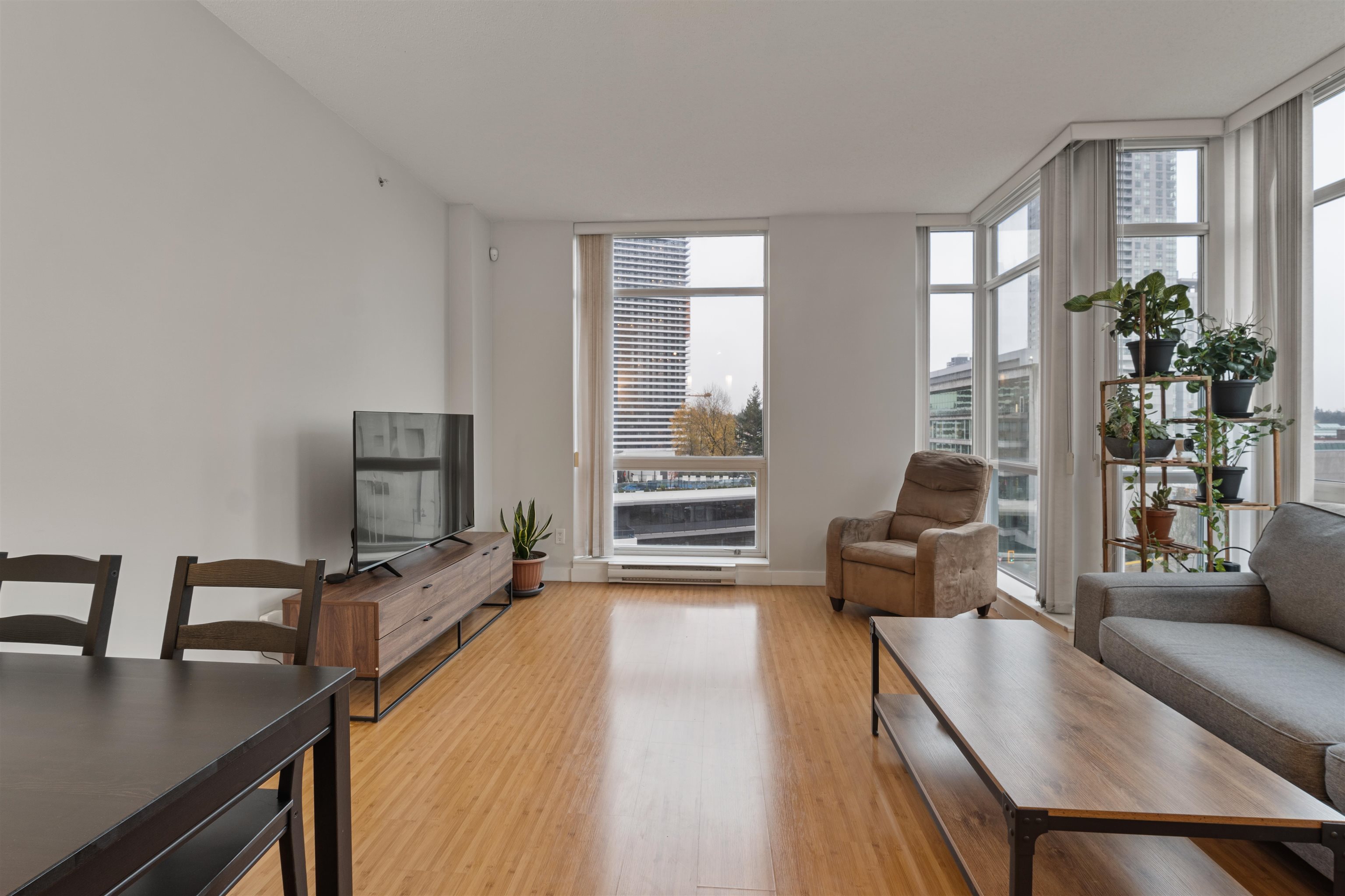 604 13399 104 AVENUE Unit: 604