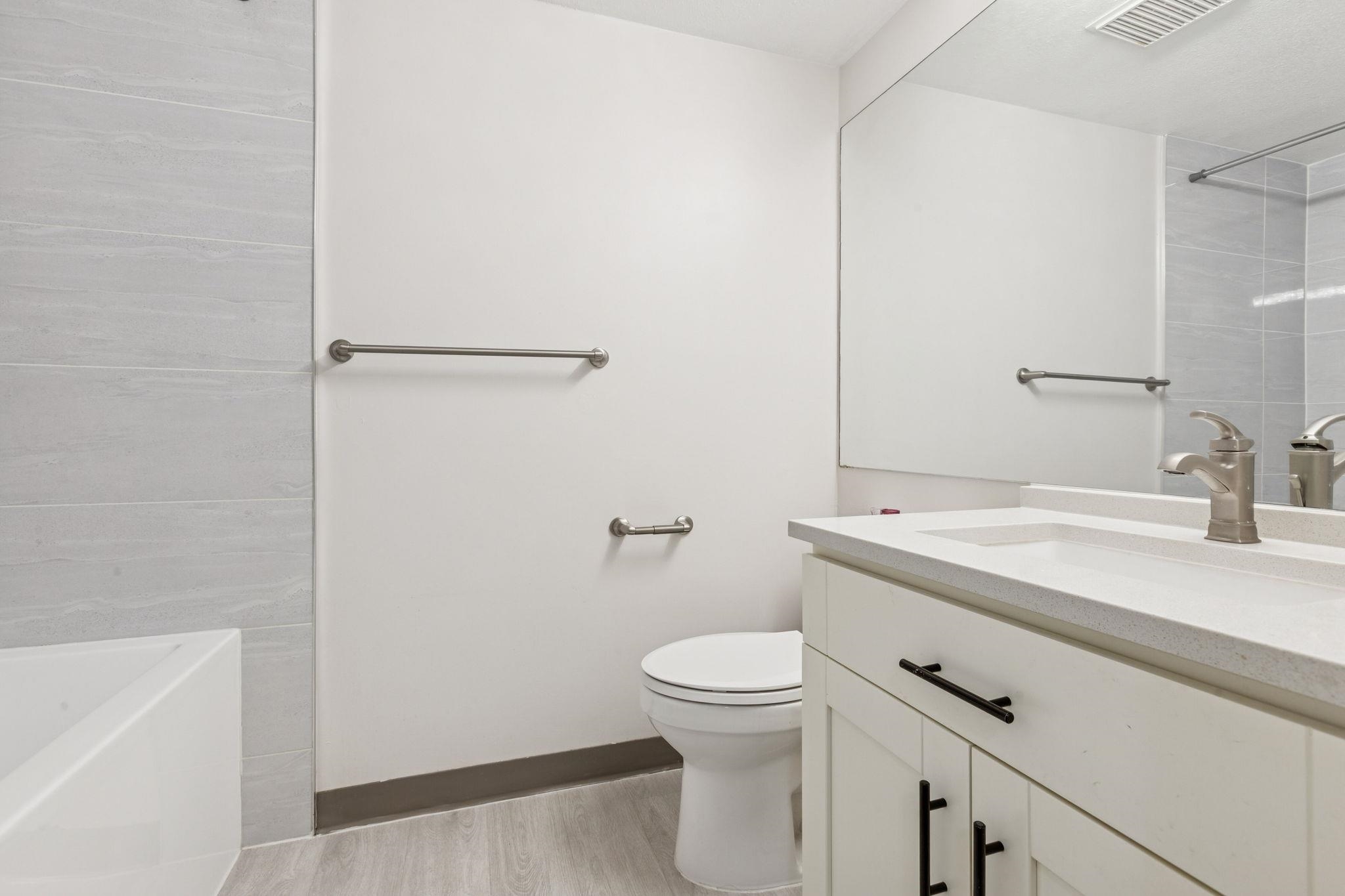 215 8180 JONES ROAD Unit: 215