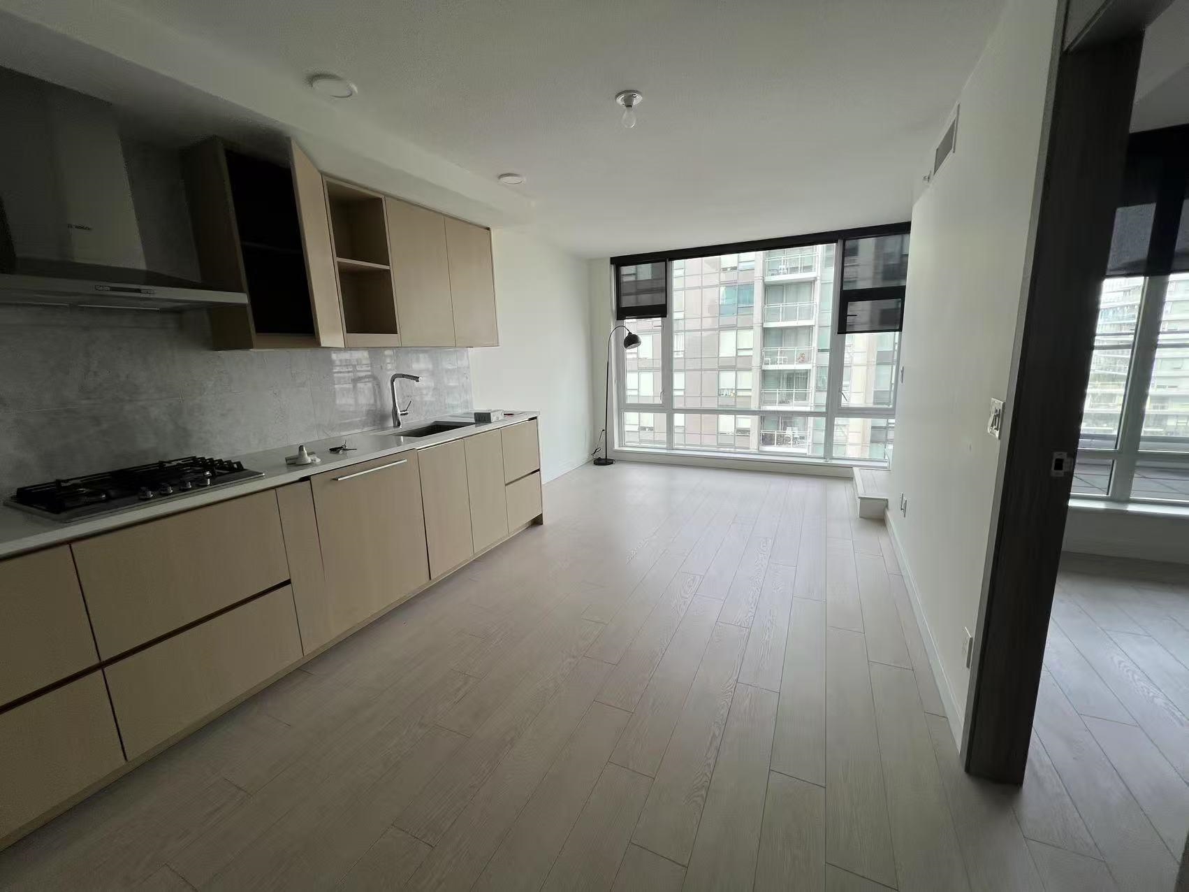 1606 8800 HAZELBRIDGE WAY Unit: 1606