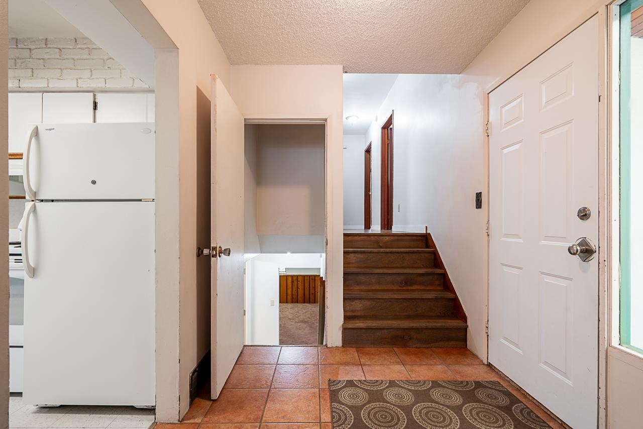 3826 WELLINGTON STREET