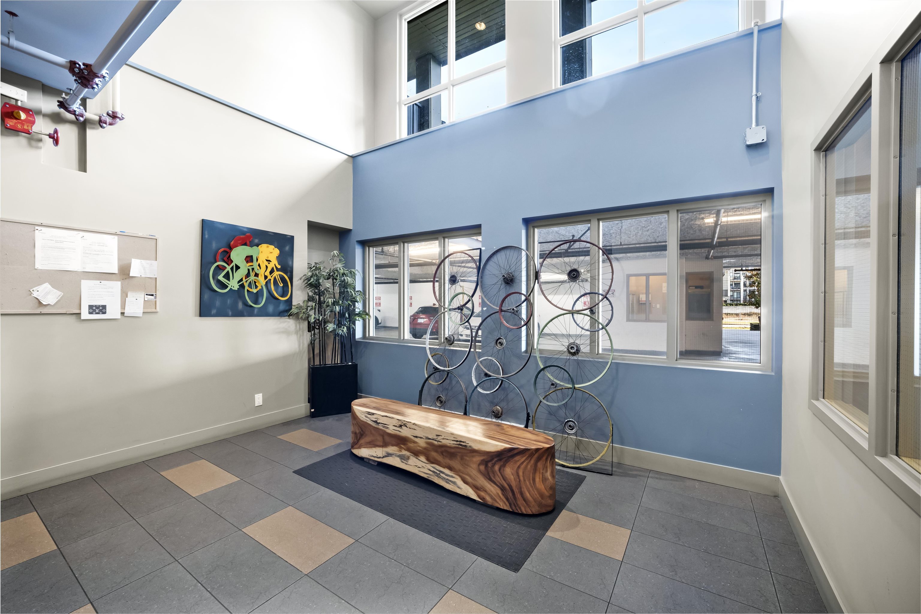 672 4099 STOLBERG STREET Unit: 672