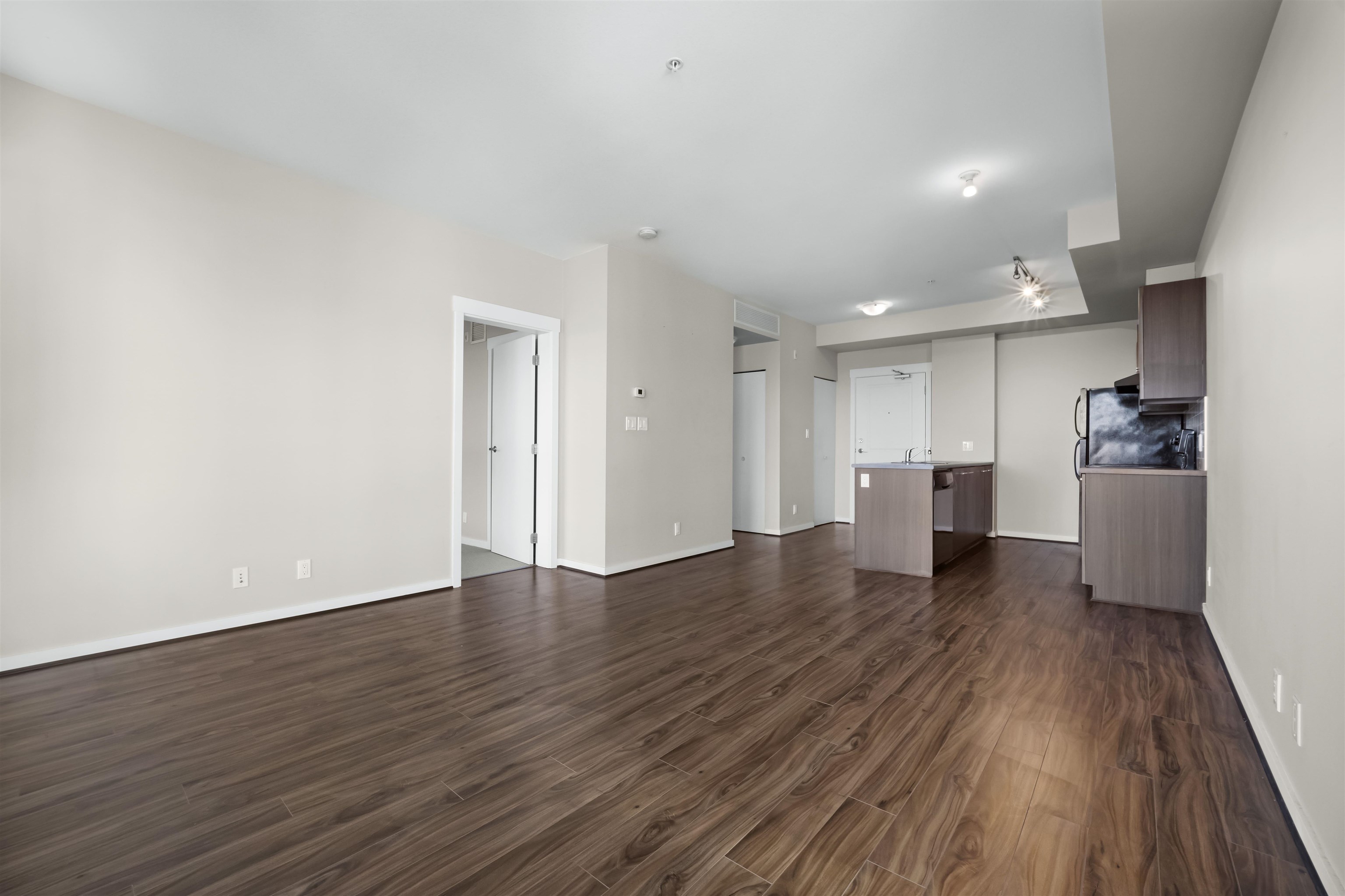 672 4099 STOLBERG STREET Unit: 672