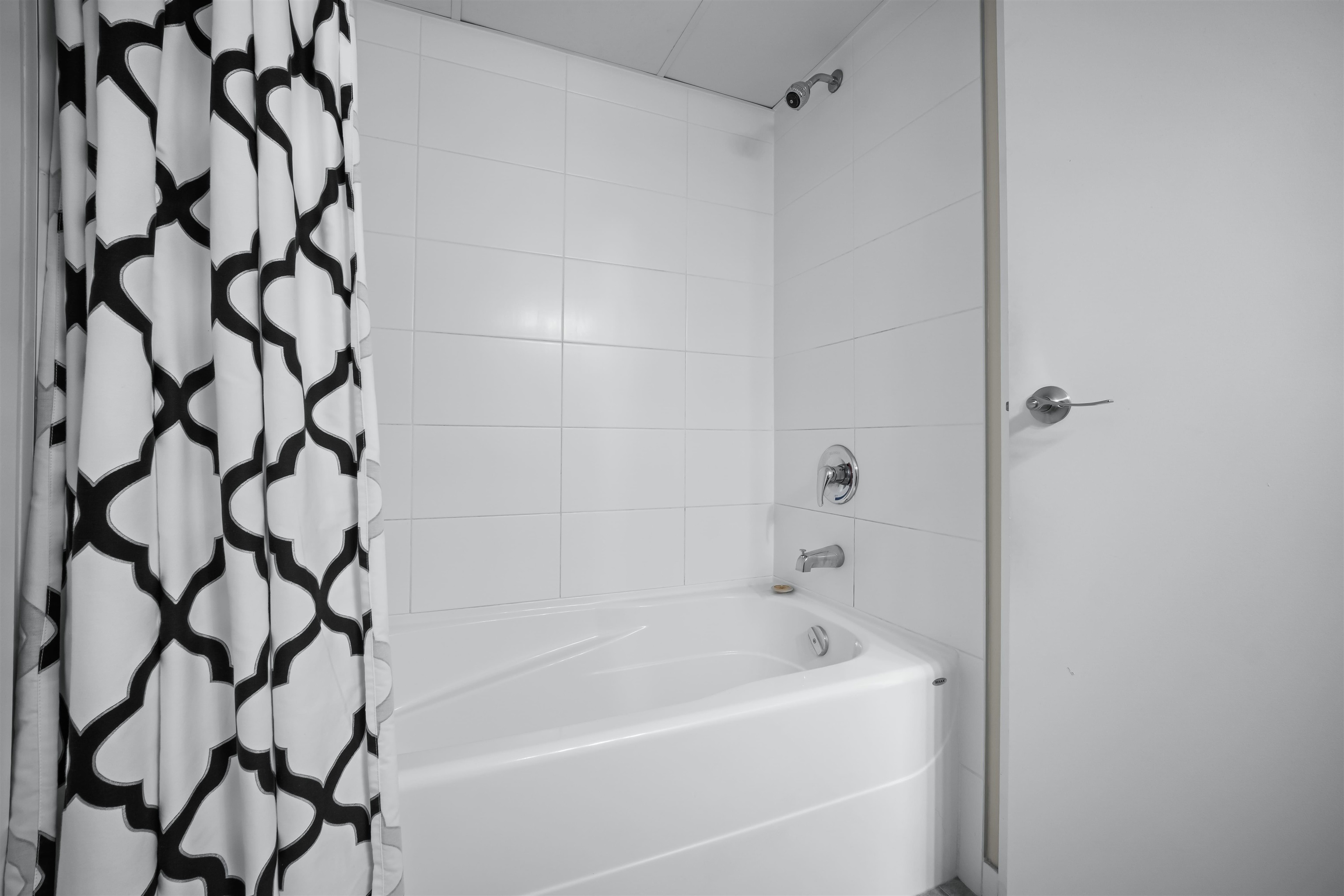 672 4099 STOLBERG STREET Unit: 672