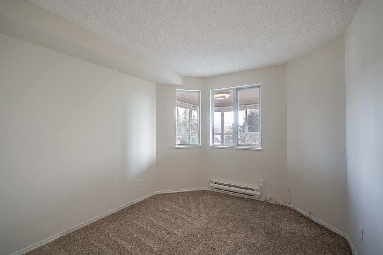 402 3190 GLADWIN ROAD Unit: 402